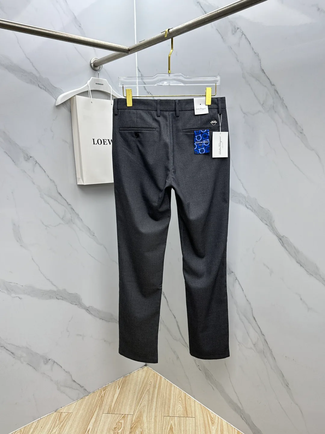 Men's Trousers SALVATORE FERRAGAMO 18246806