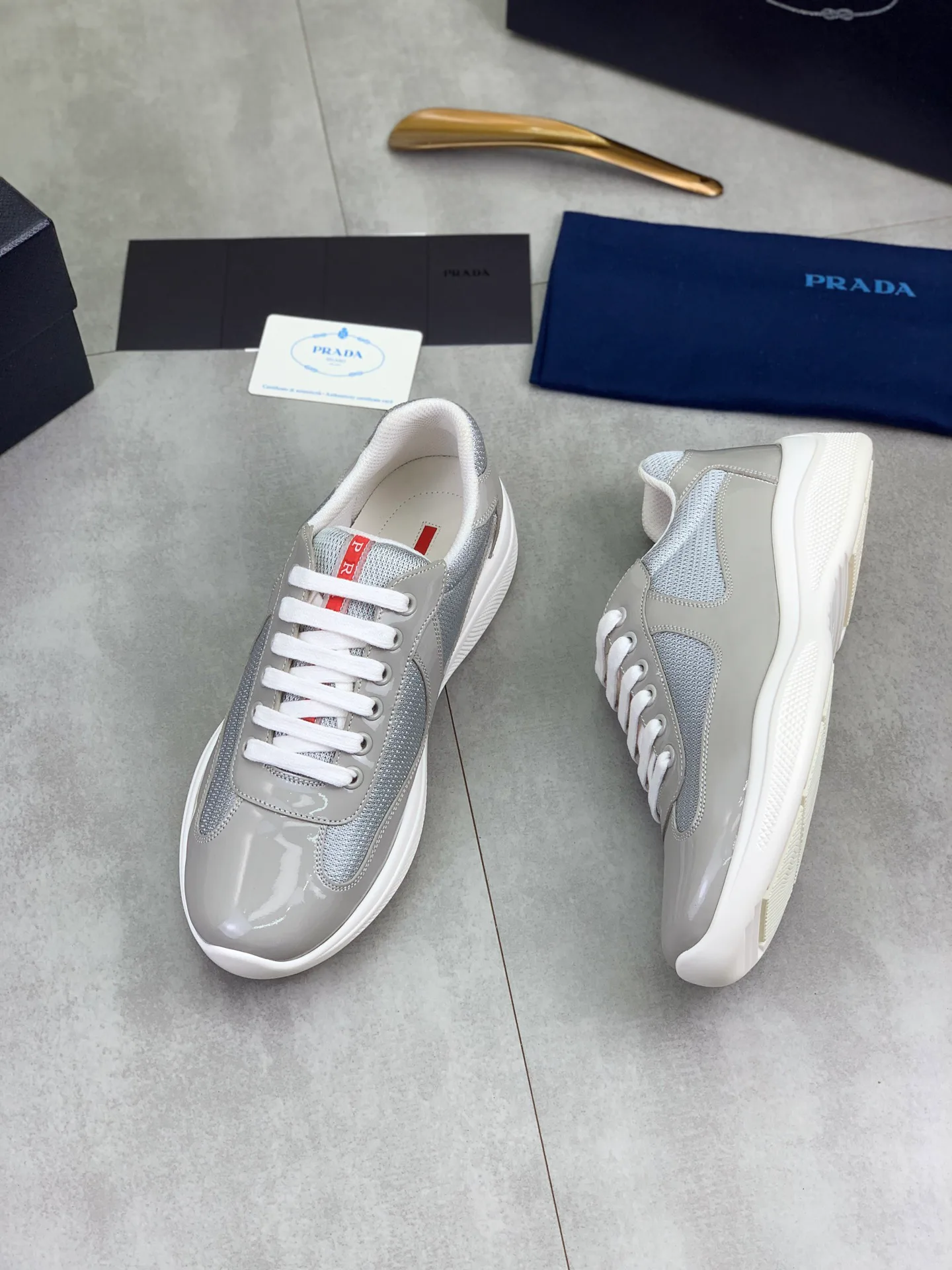 Men's Sneakers PRADA 18365159