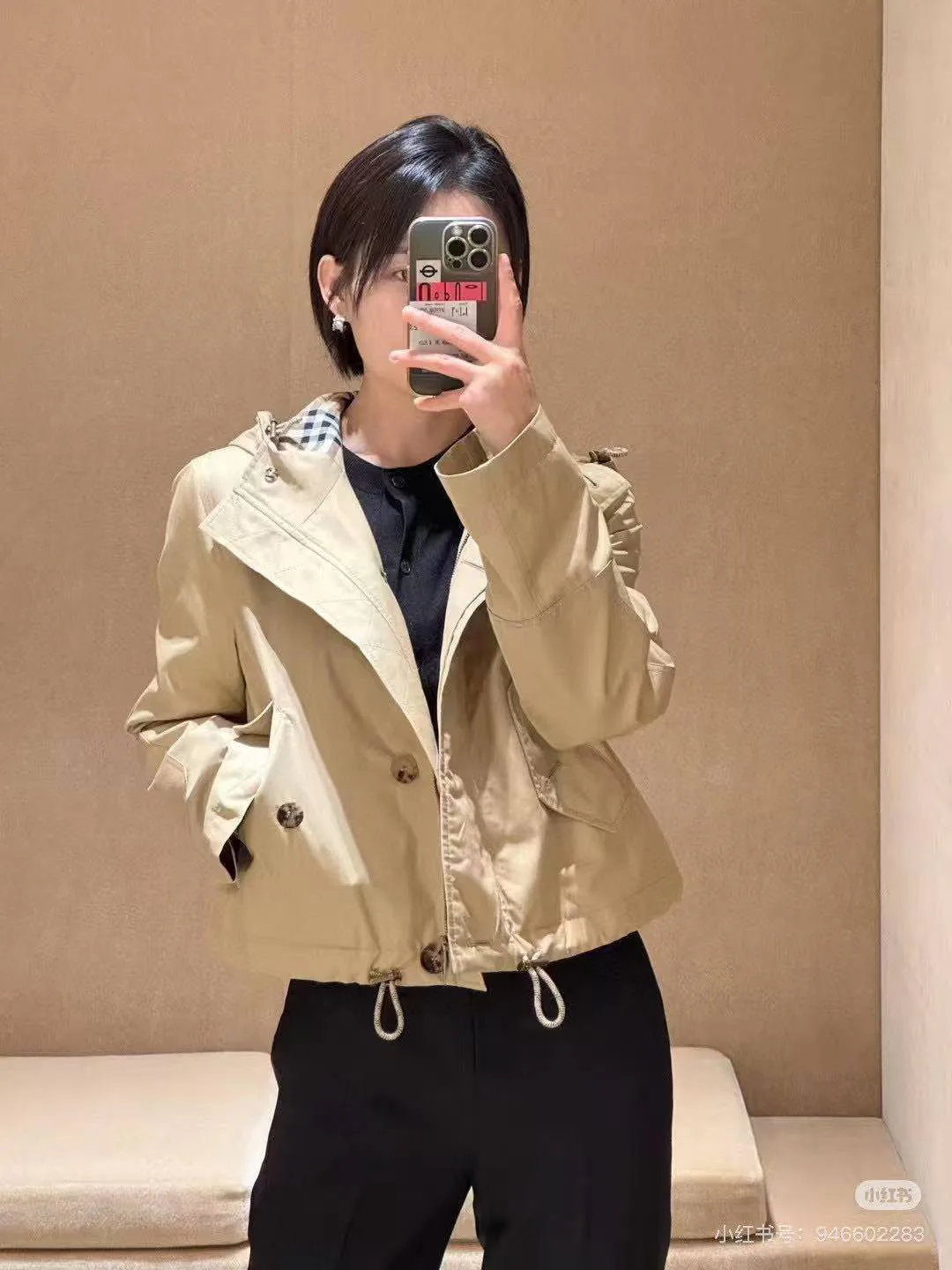 Women's Jackets And Down Jackets BURBERRY 17906719
