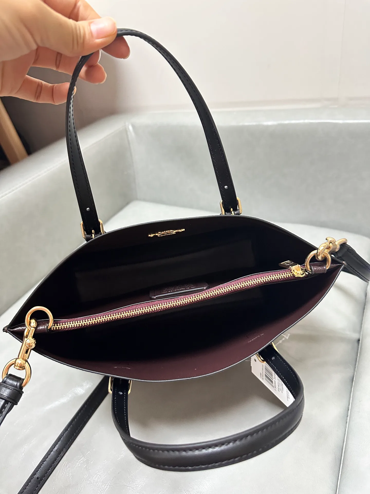 Women's Classic Handbags COACH 17961065