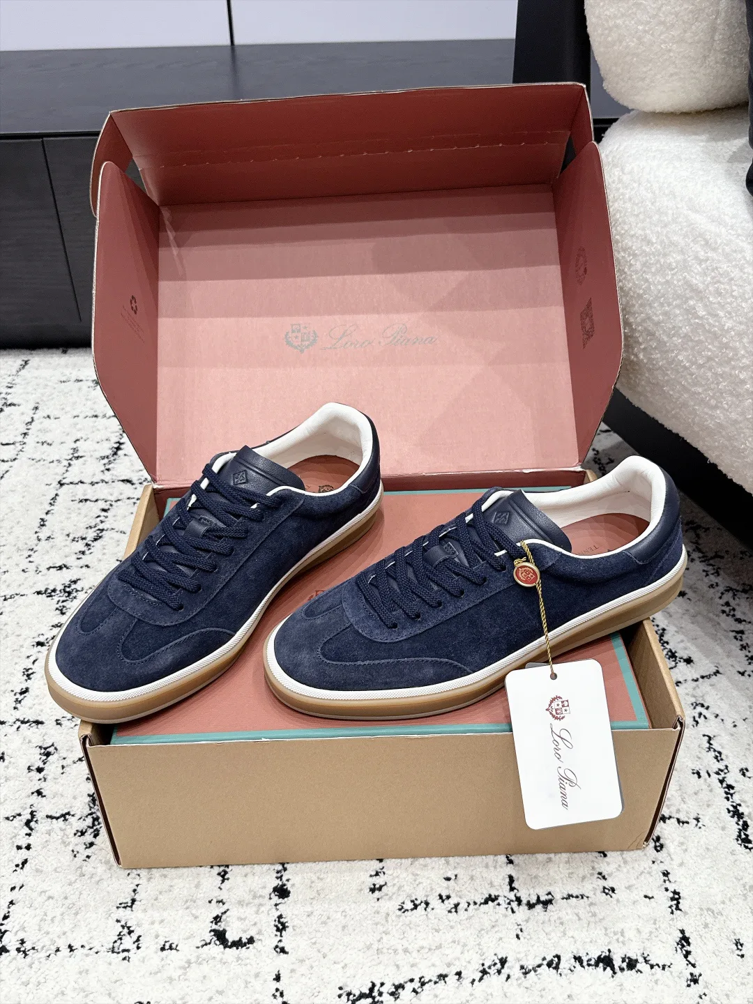Women's Sneakers LORO PIANA 18133282