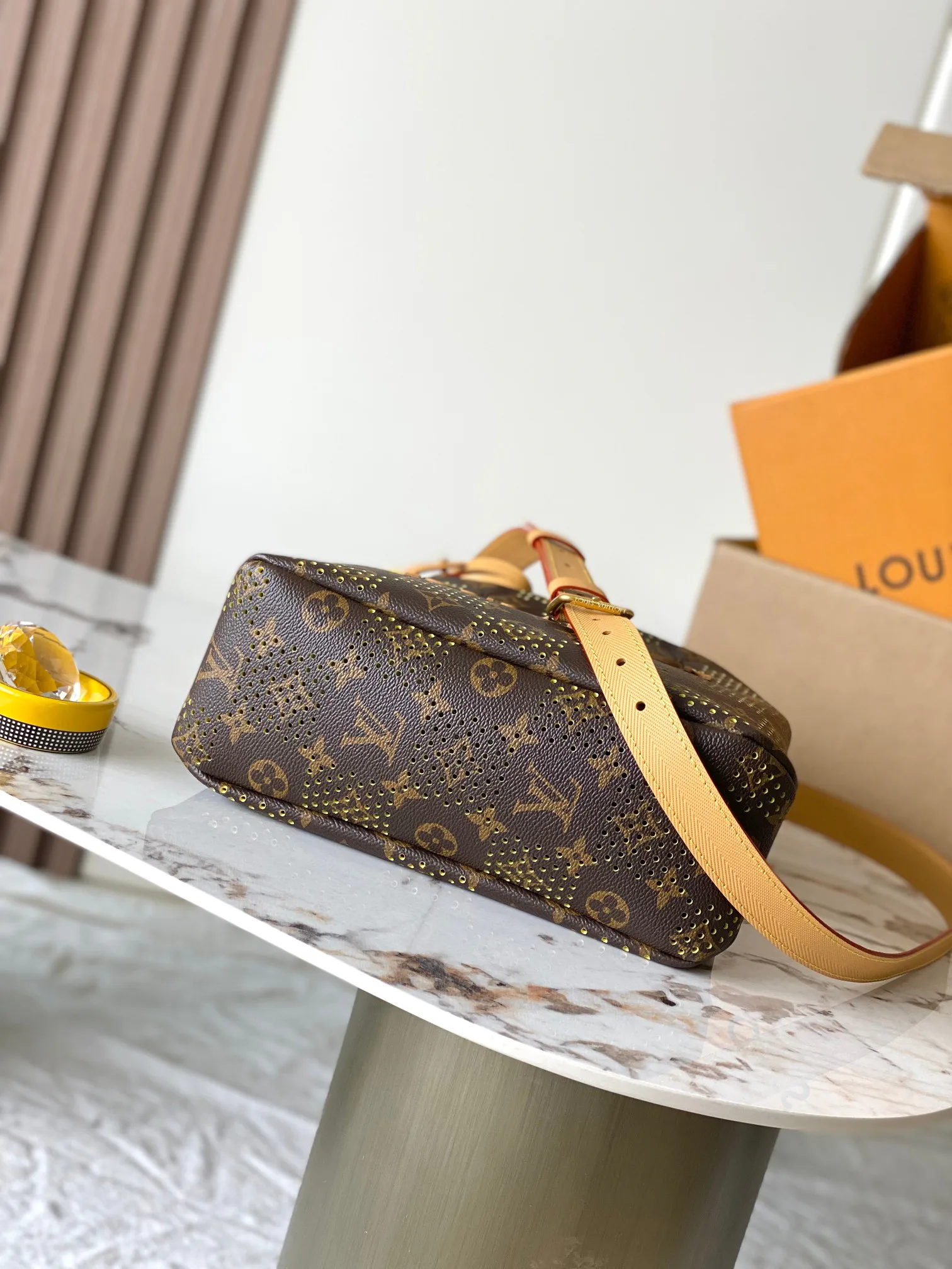 Women's Classic Handbags LOUIS VUITTON 18521086