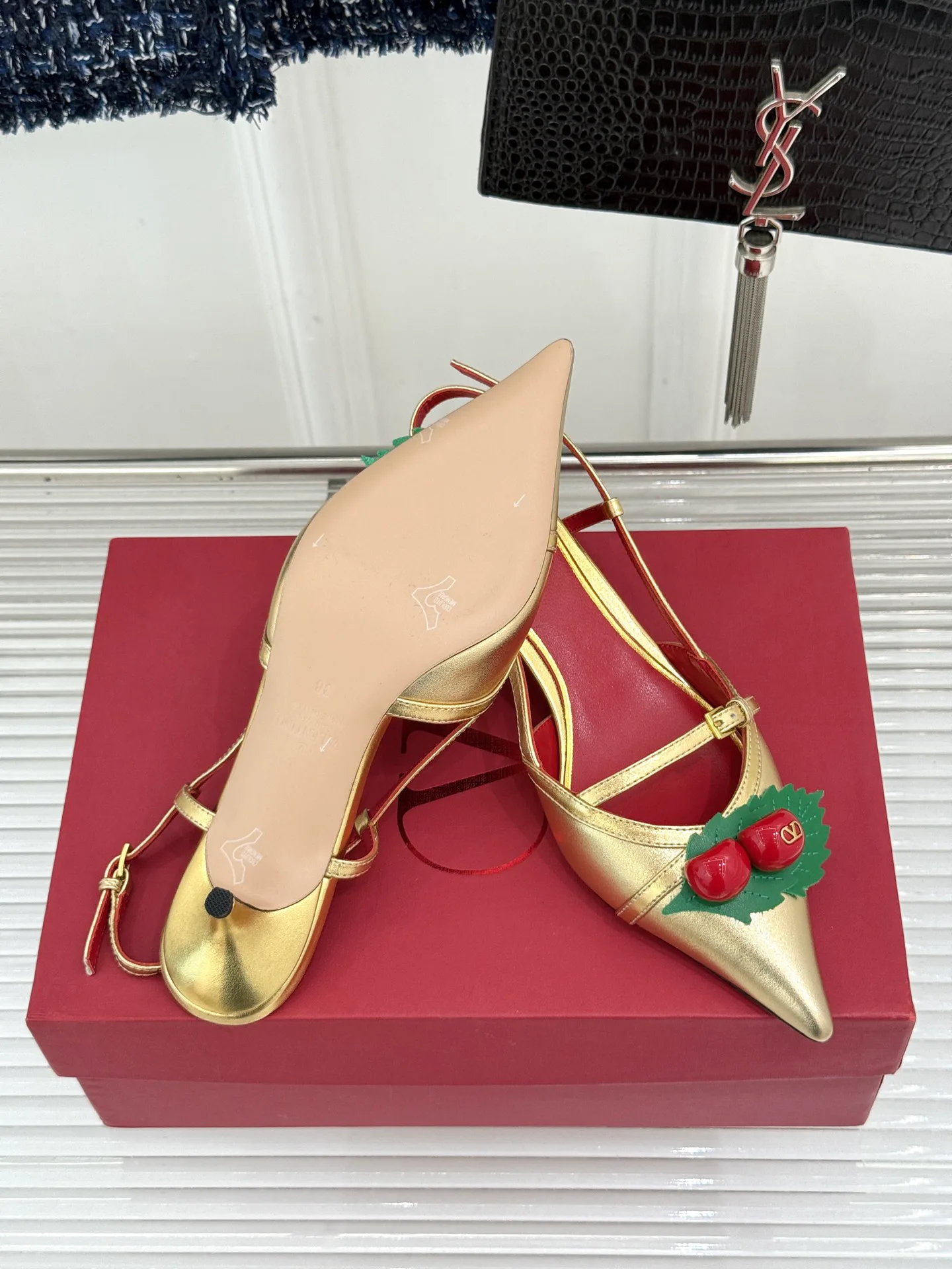 Women's Open-Toe Sandals VALENTINO 16973356