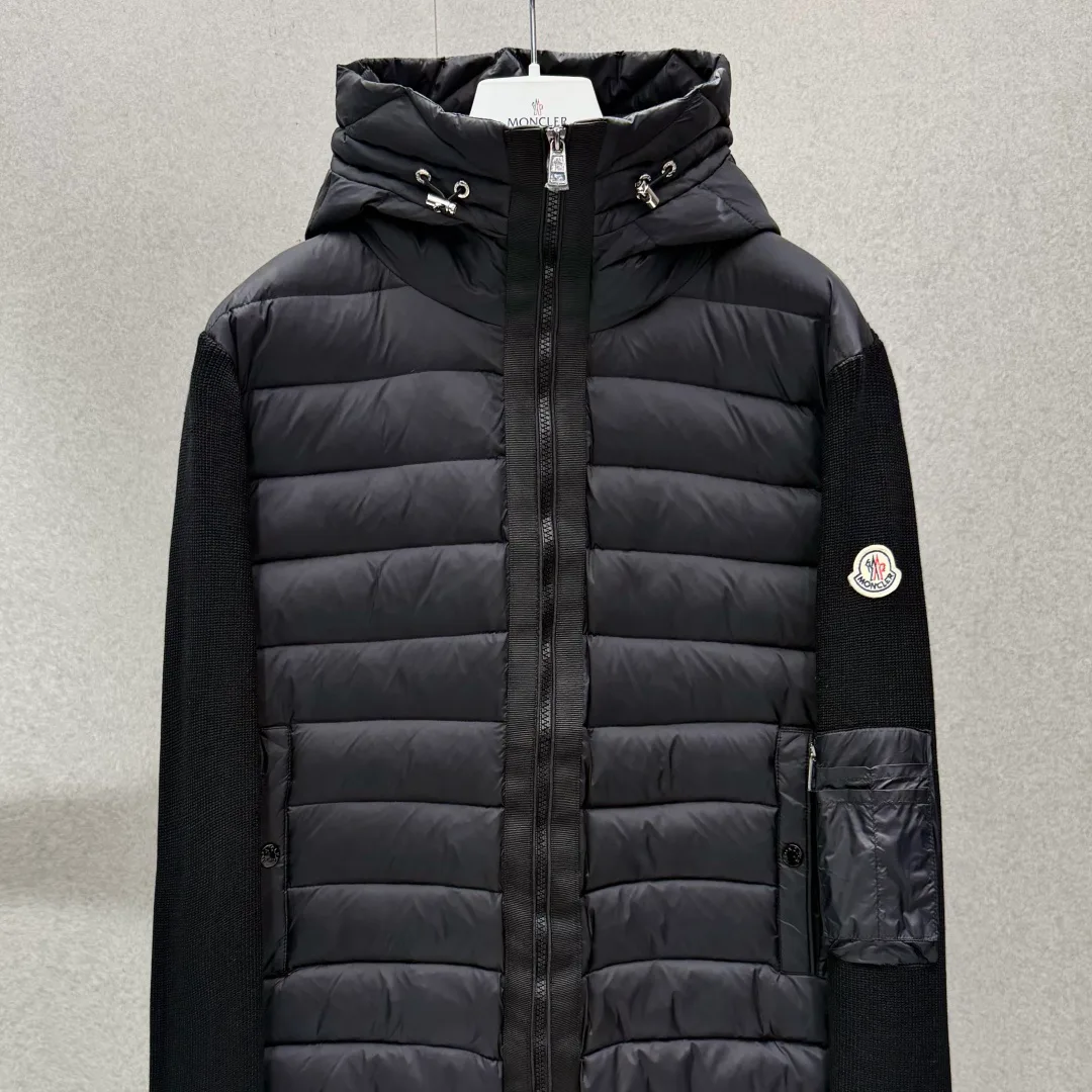 Men's Jackets And Down Jackets MONCLER 17207491