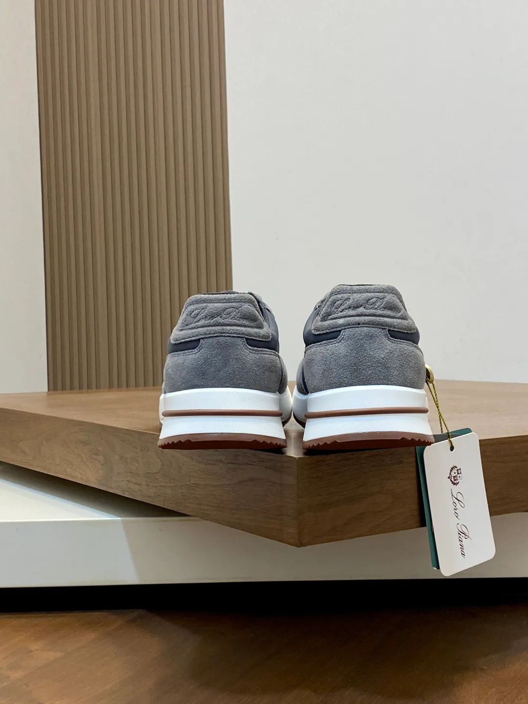 Men's Sneakers LORO PIANA 18078913