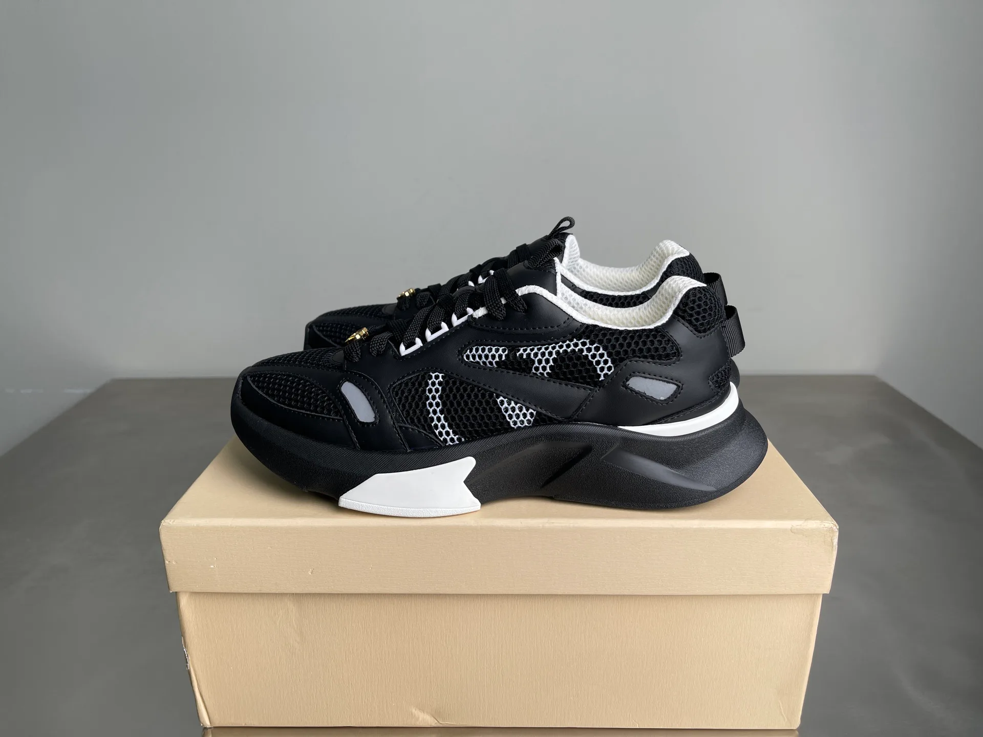 Men's Sneakers VALENTINO 16967129
