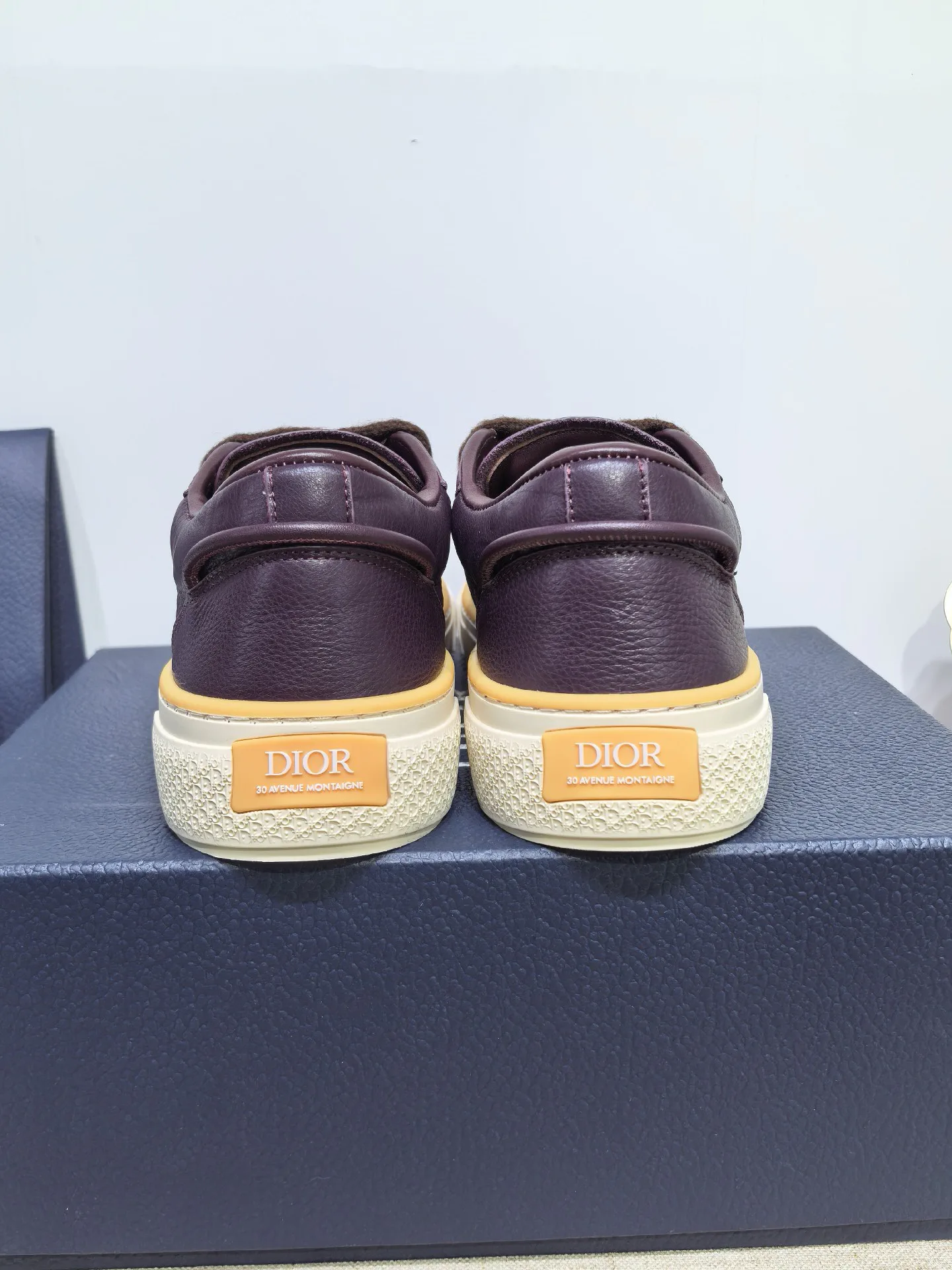 Women's Sneakers CHRISTIAN DIOR 17805343