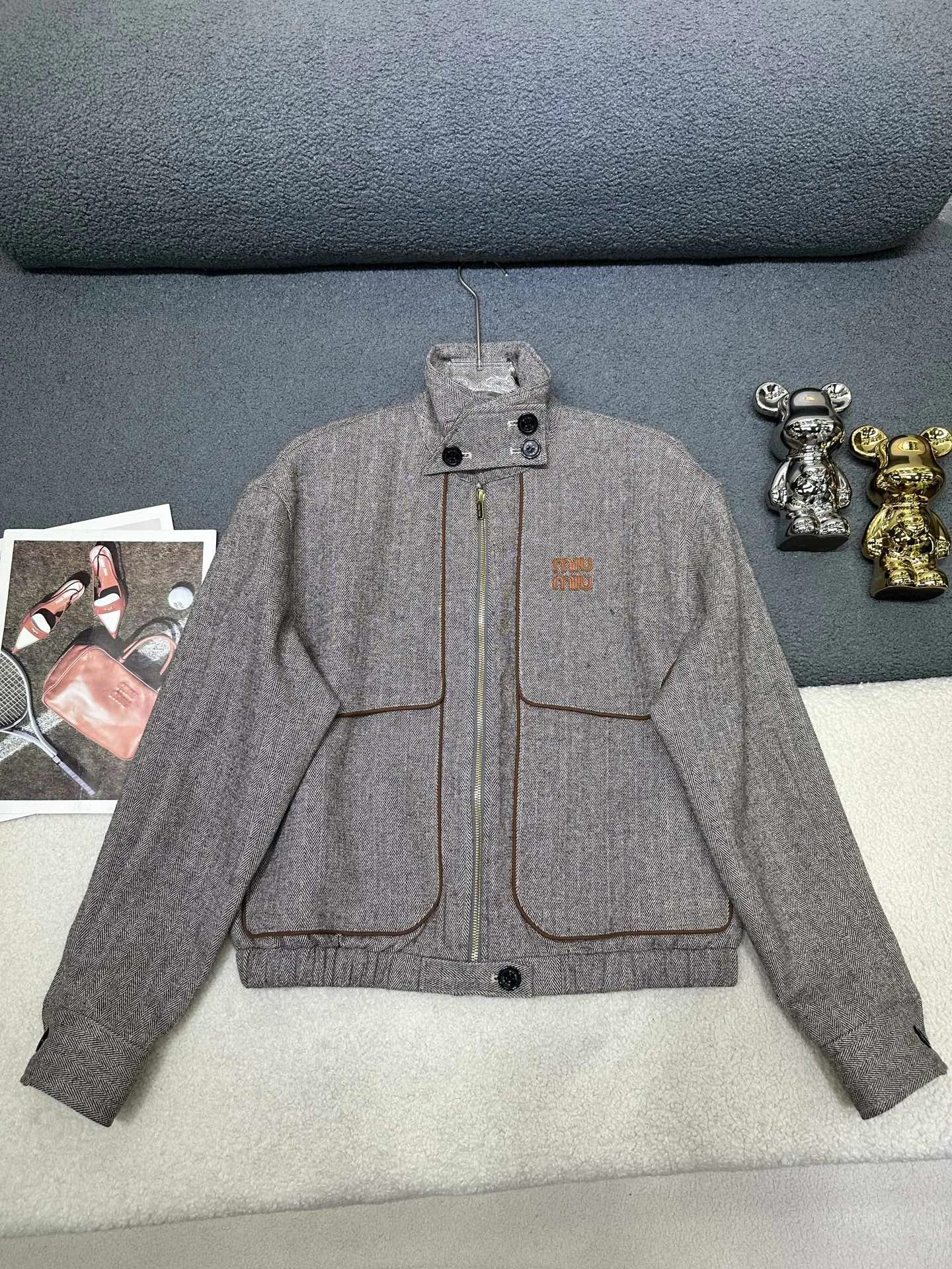 Куртки И Пуховики Женские Miu Miu 18594355