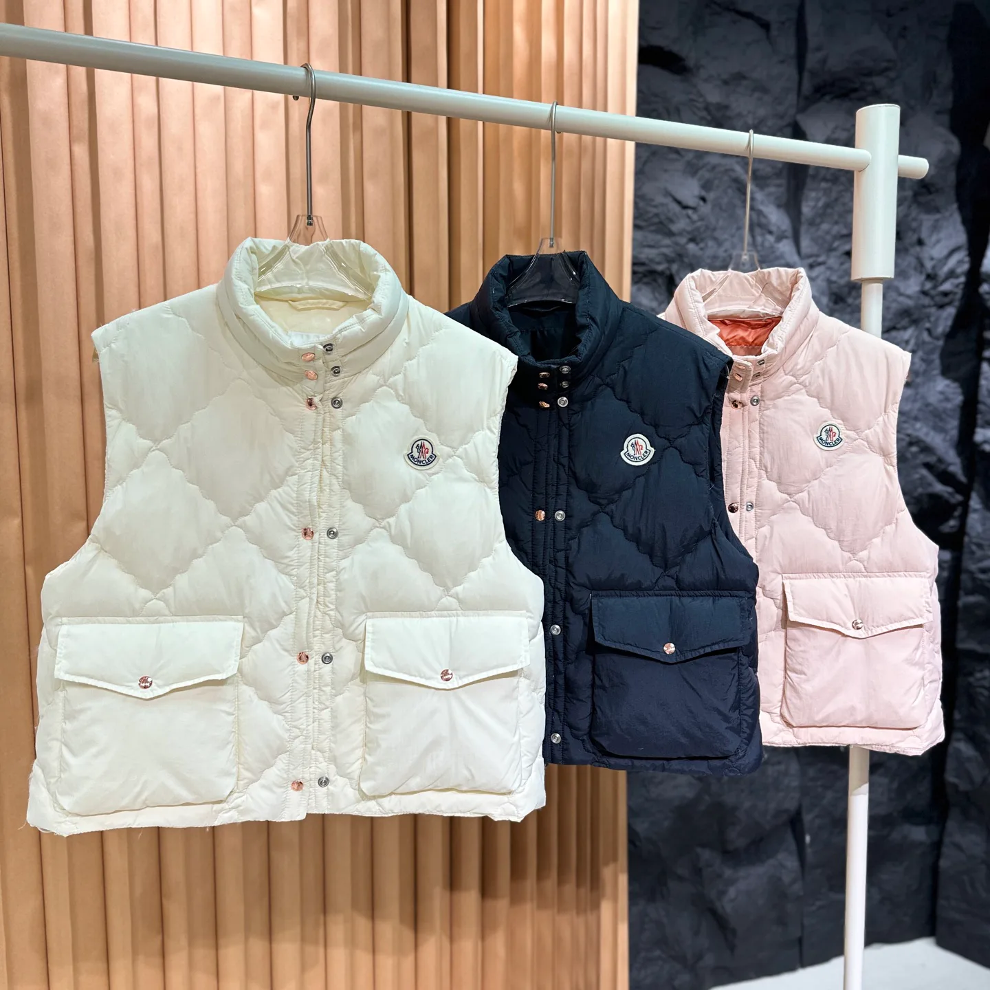 Men's Vests MONCLER 18029620
