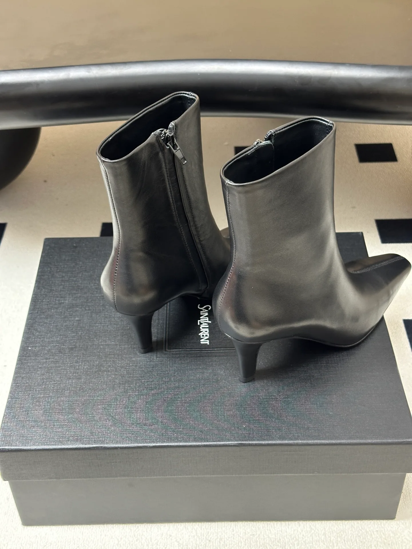 Women's Booties SAINT LAURENT 18492620