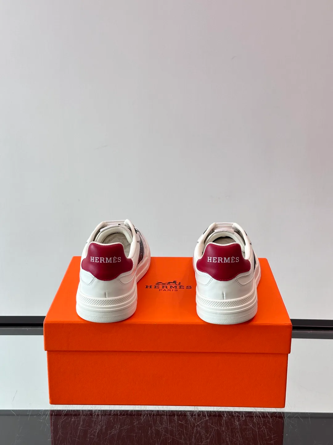 Men's Sneakers HERMES 18500627