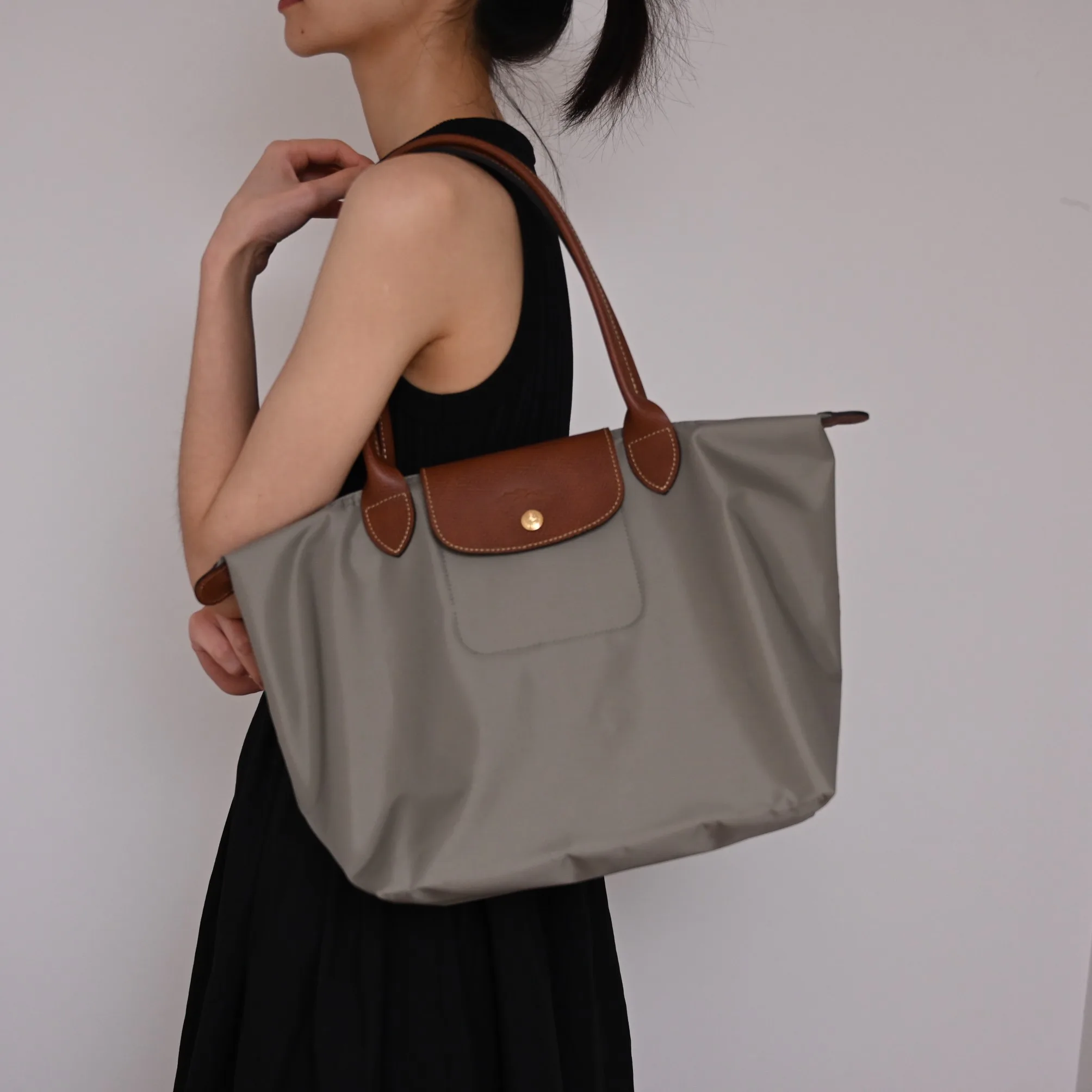 Women's Classic Handbags LONGCHAMP 17449033