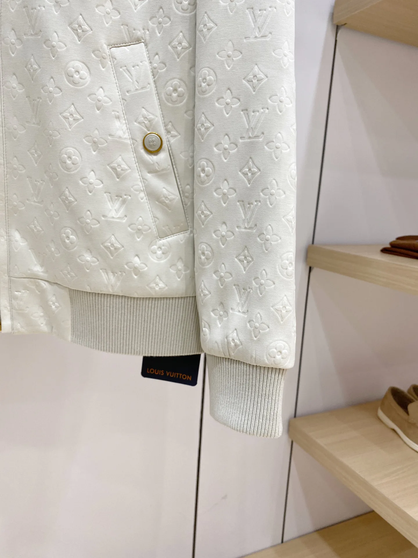 Men's Jackets And Down Jackets LOUIS VUITTON 18178225