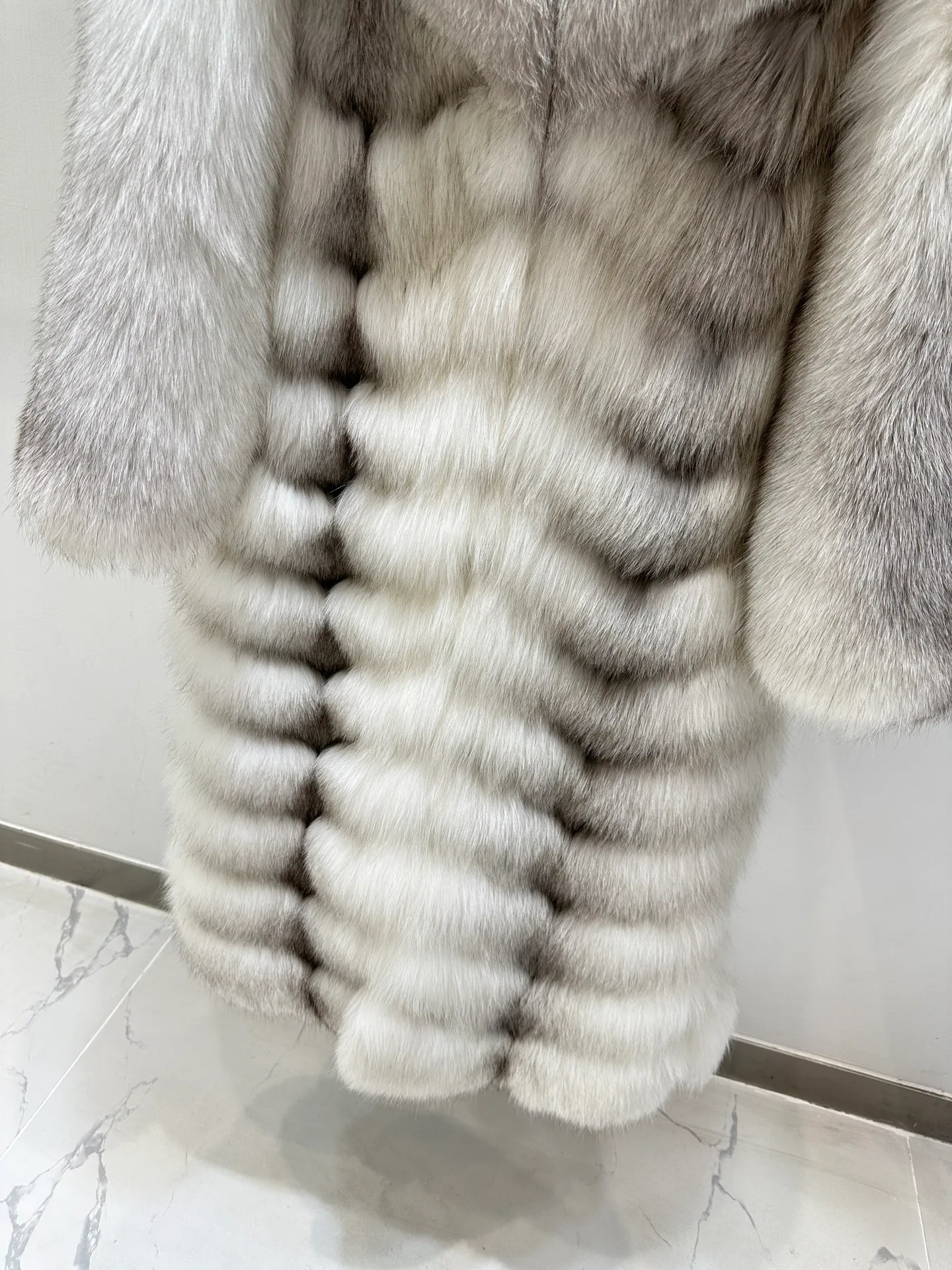 Women's Fur Coats SAINT LAURENT 18396078