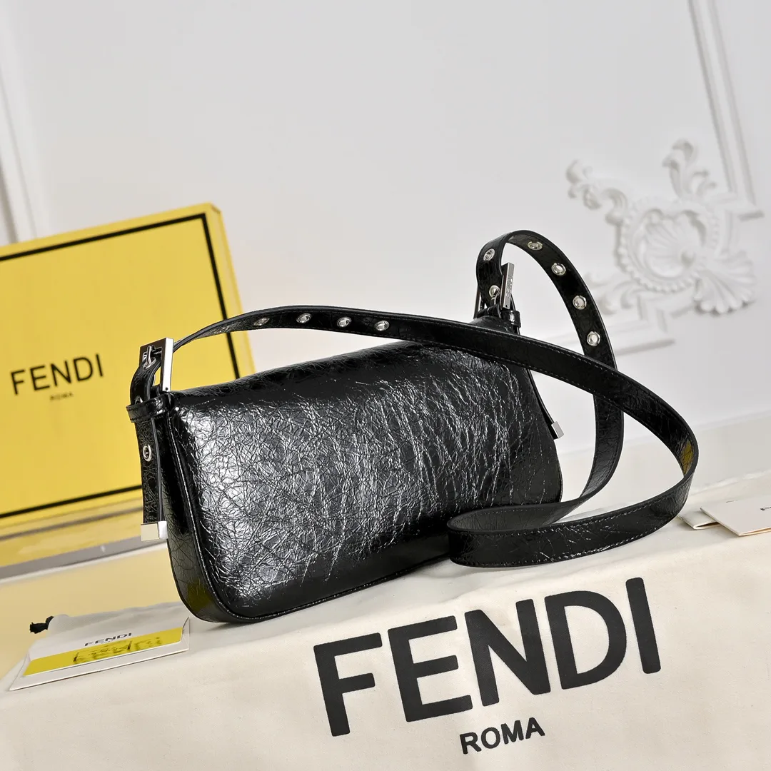 Women's Classic Handbags FENDI 18005125