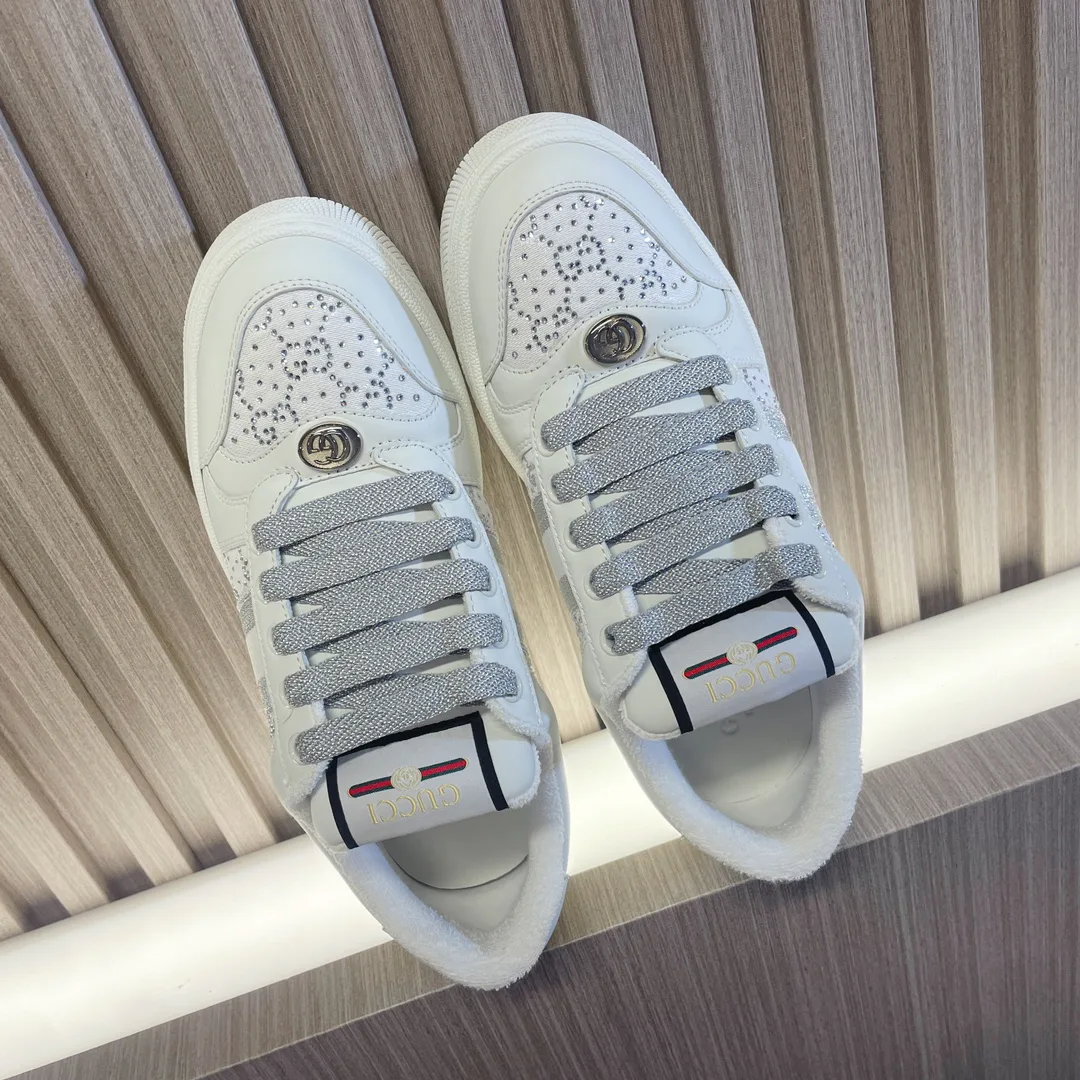 Women's Sneakers GUCCI 18011366