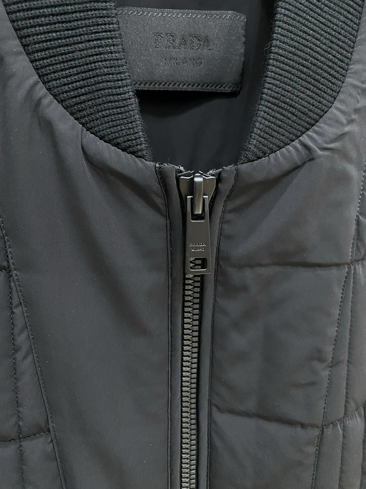 Жилеты Мужские Prada 18596331