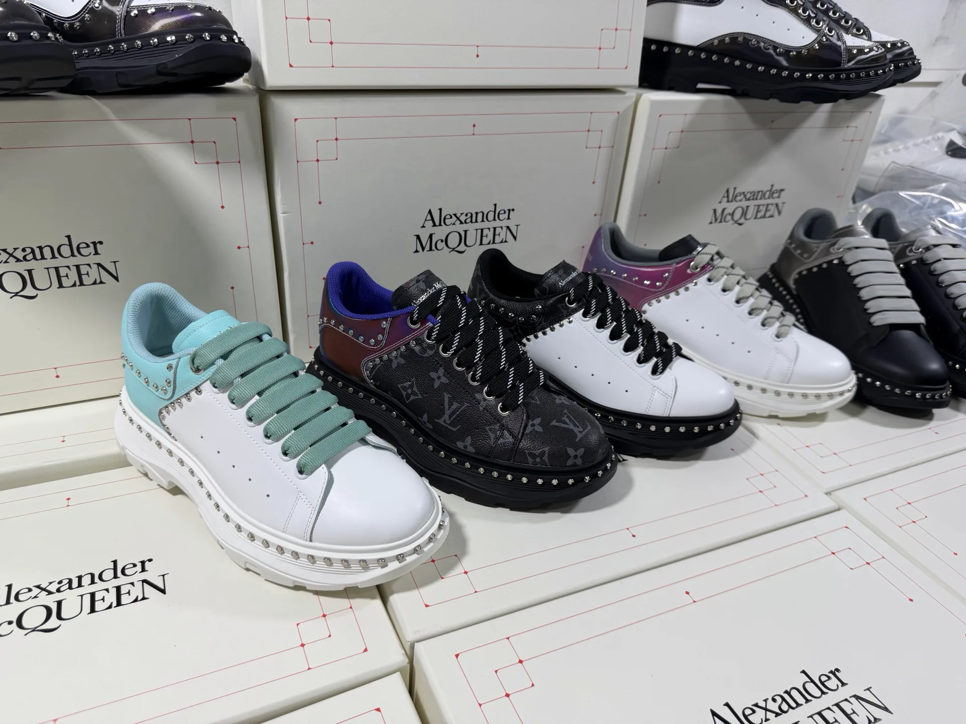 Women's Sneakers ALEXANDER MCQUEEN 18465103