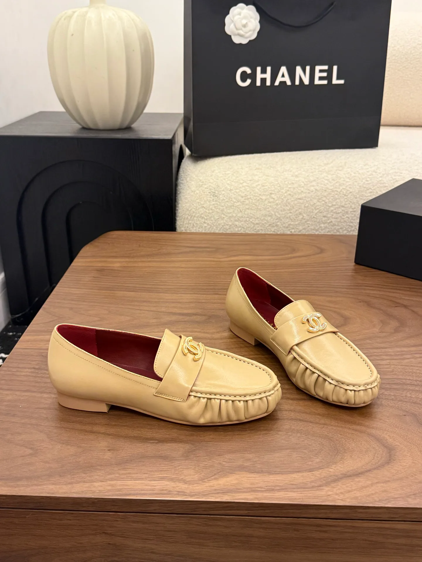 Women's Loafers And Moccasins CHANEL 17968560