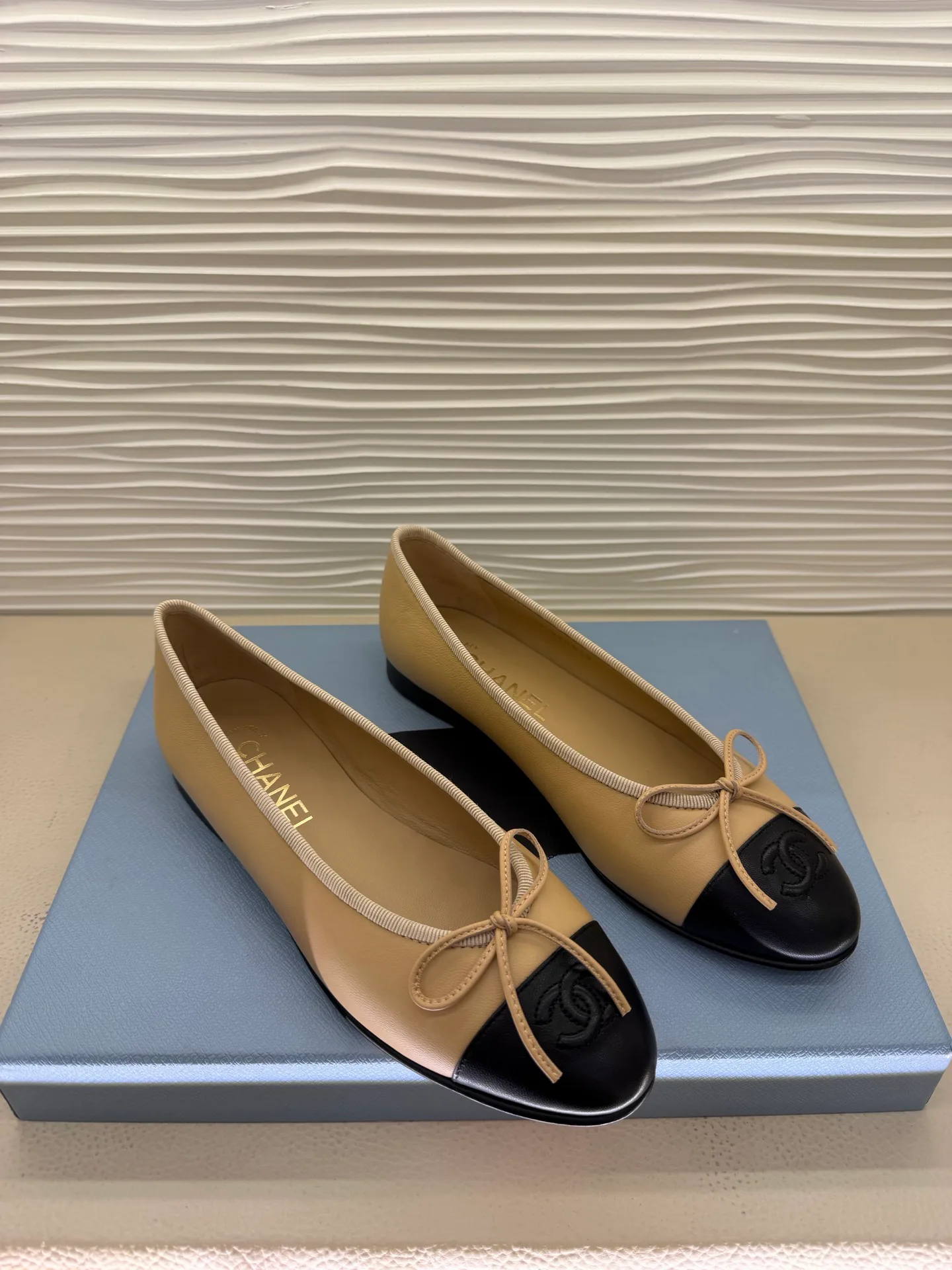 Women's Ballet Flats CHANEL 17977443