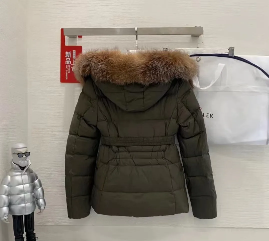 Women's Jackets And Down Jackets MONCLER 17964501