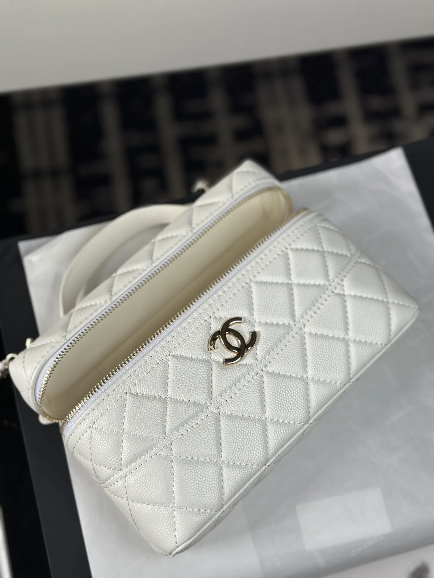 Women's Classic Handbags CHANEL 17827583