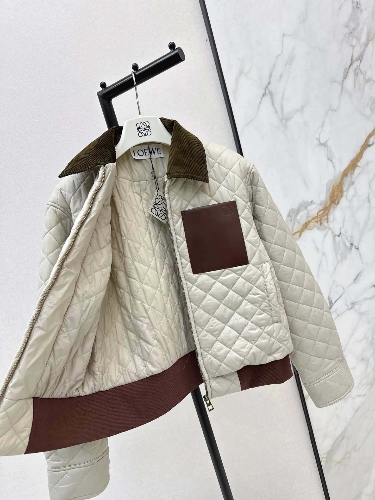 Women's Jackets And Down Jackets LOEWE 18272034