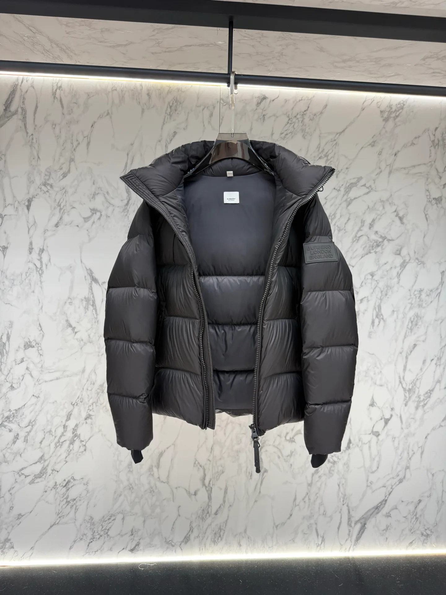 Men's Jackets And Down Jackets BURBERRY 17865767