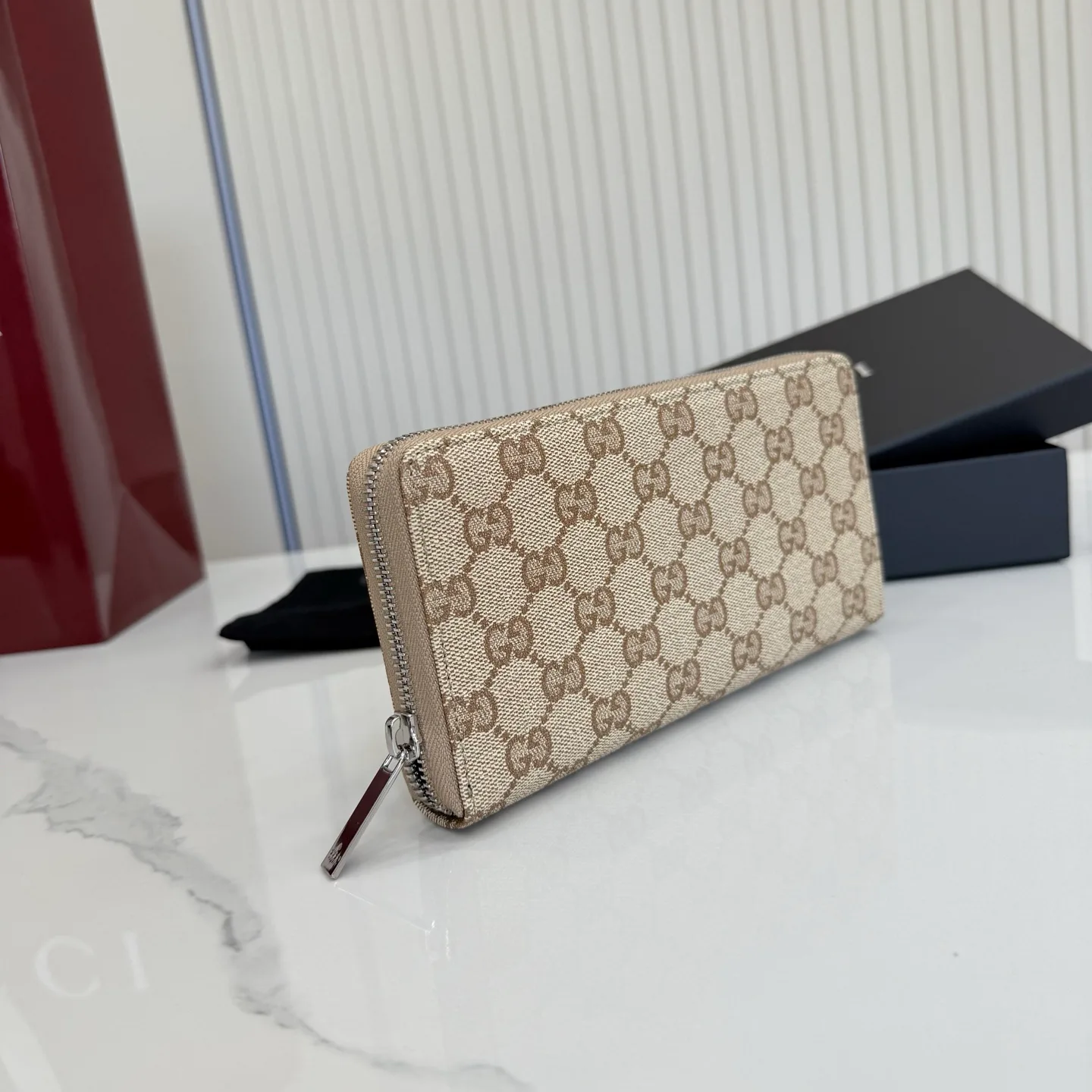 Women's Clutches GUCCI 17948269