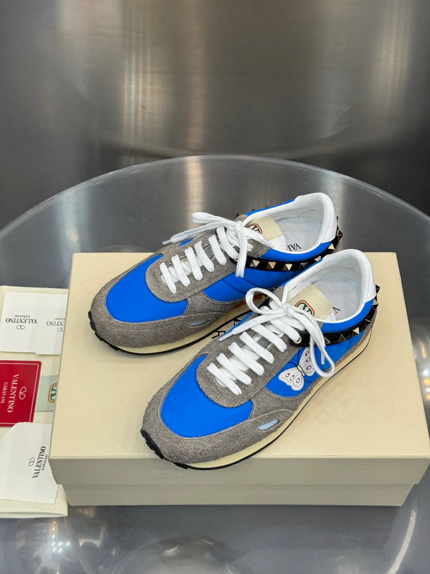 Women's Sneakers VALENTINO 18202509