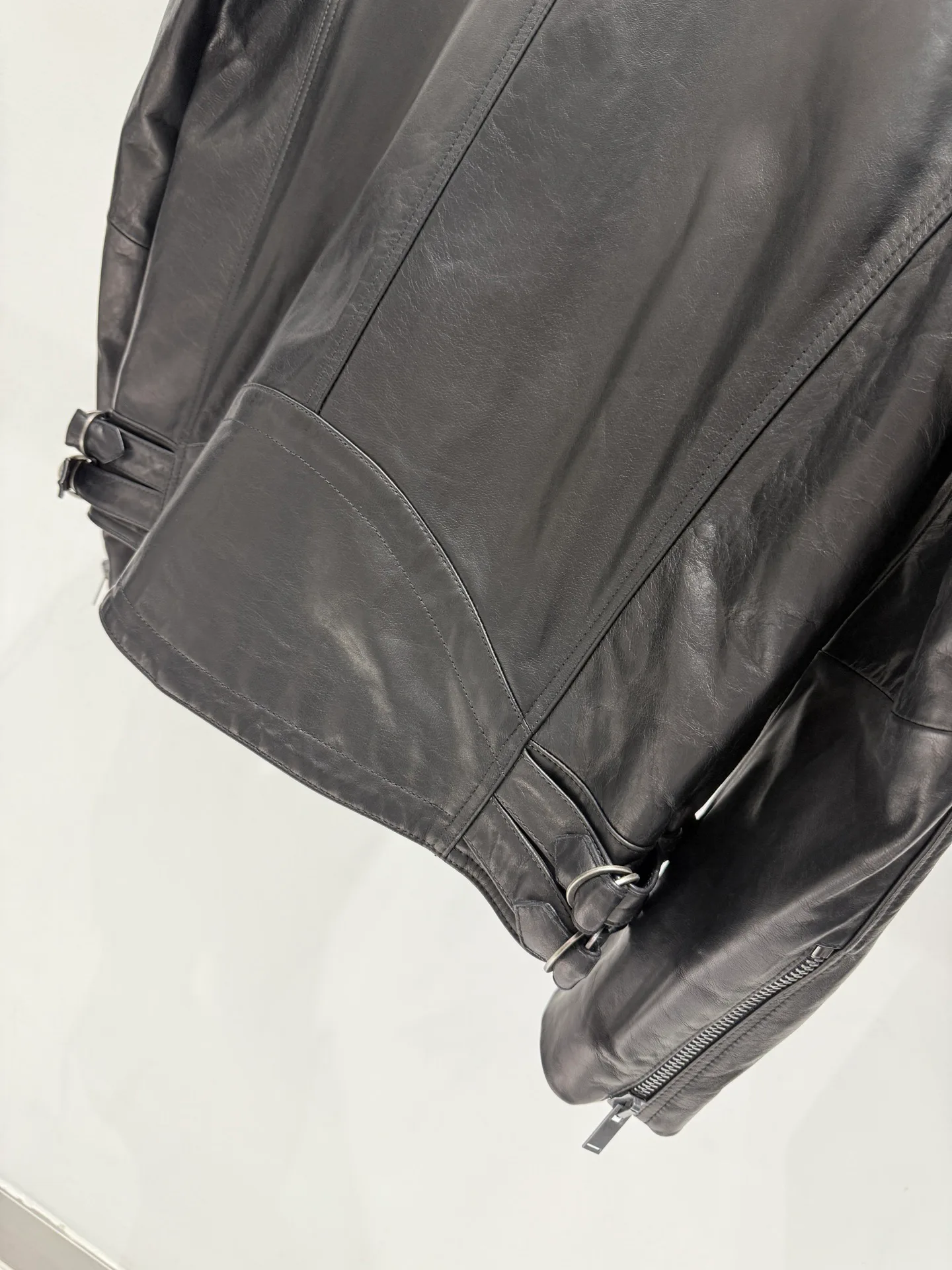 Women's Leather Jackets And Sheepskin Coats SAINT LAURENT 18151065