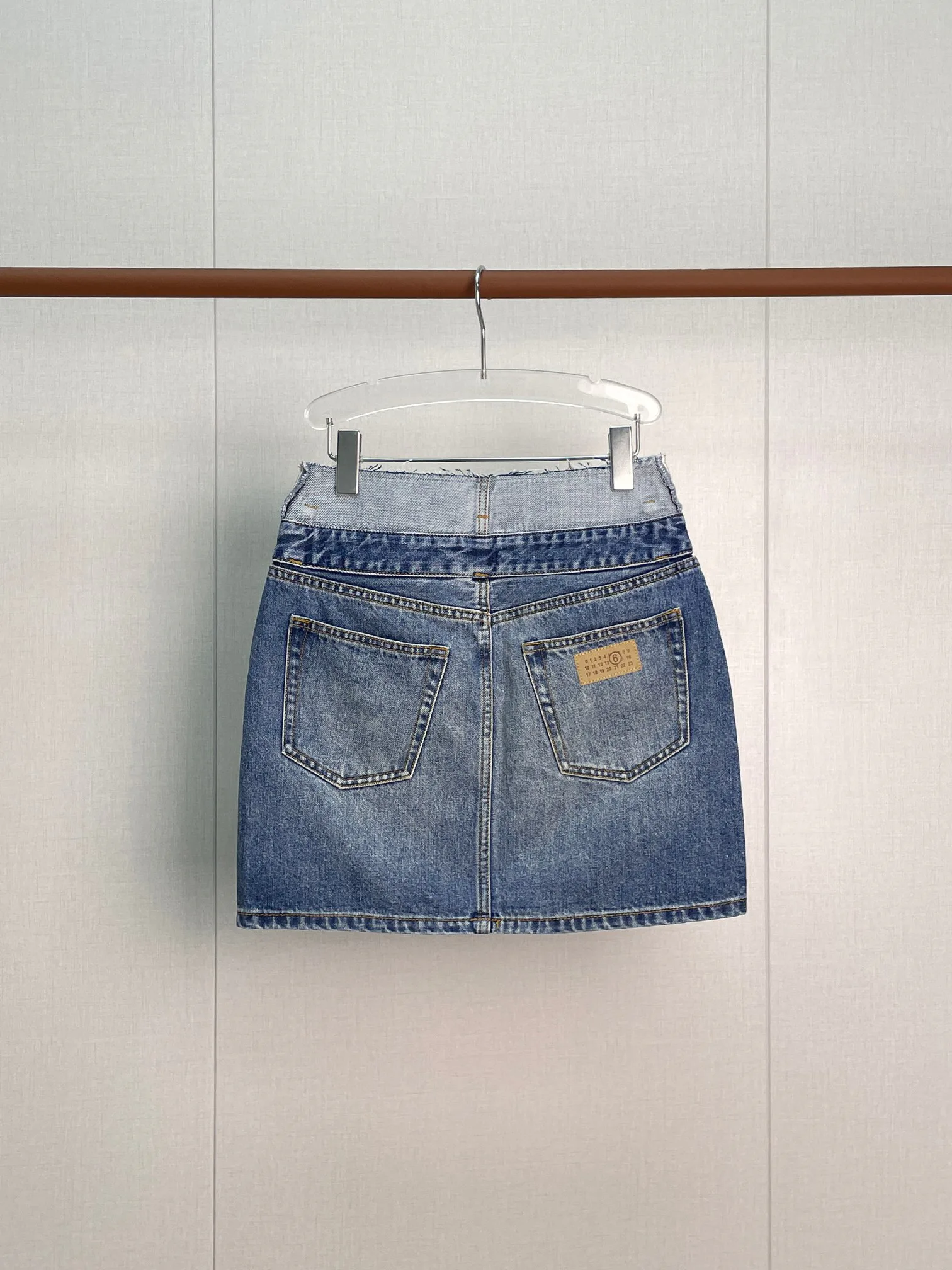 Women's Skirts MAISON MARGIELA 18108642