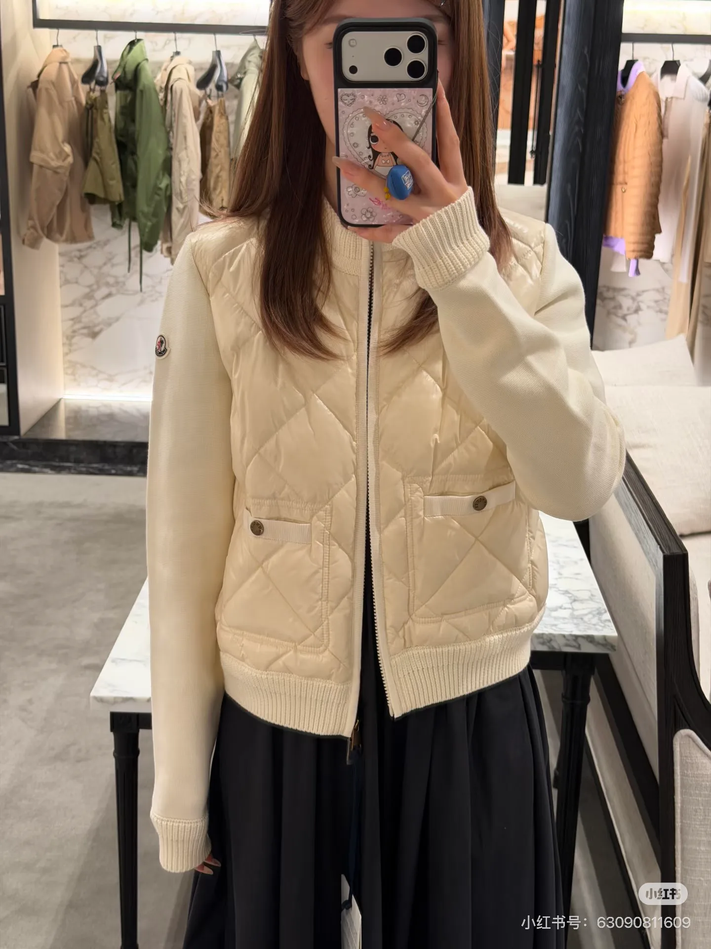 Women's Jackets And Down Jackets MONCLER 18108502