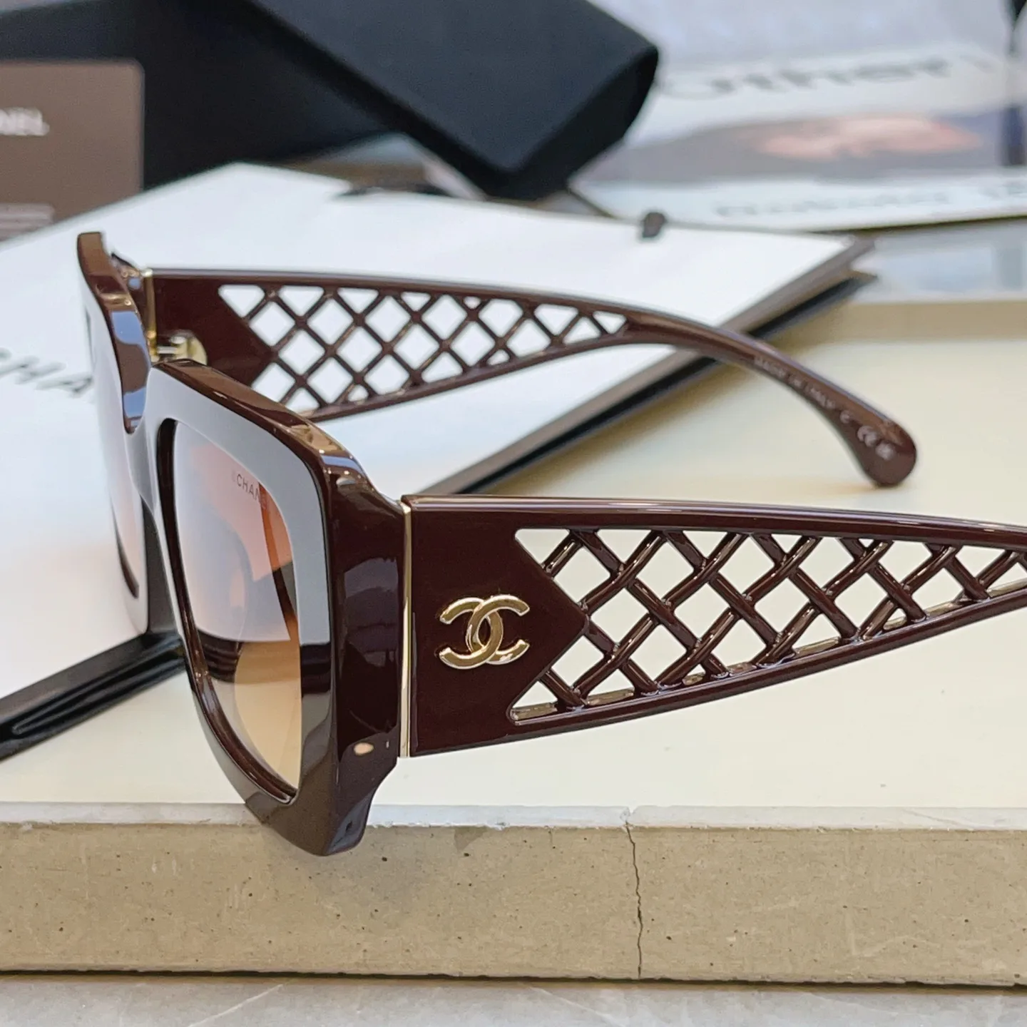 Glasses CHANEL 17529372