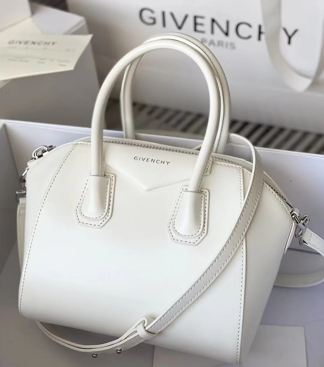 Women's Classic Handbags GIVENCHY 18452635