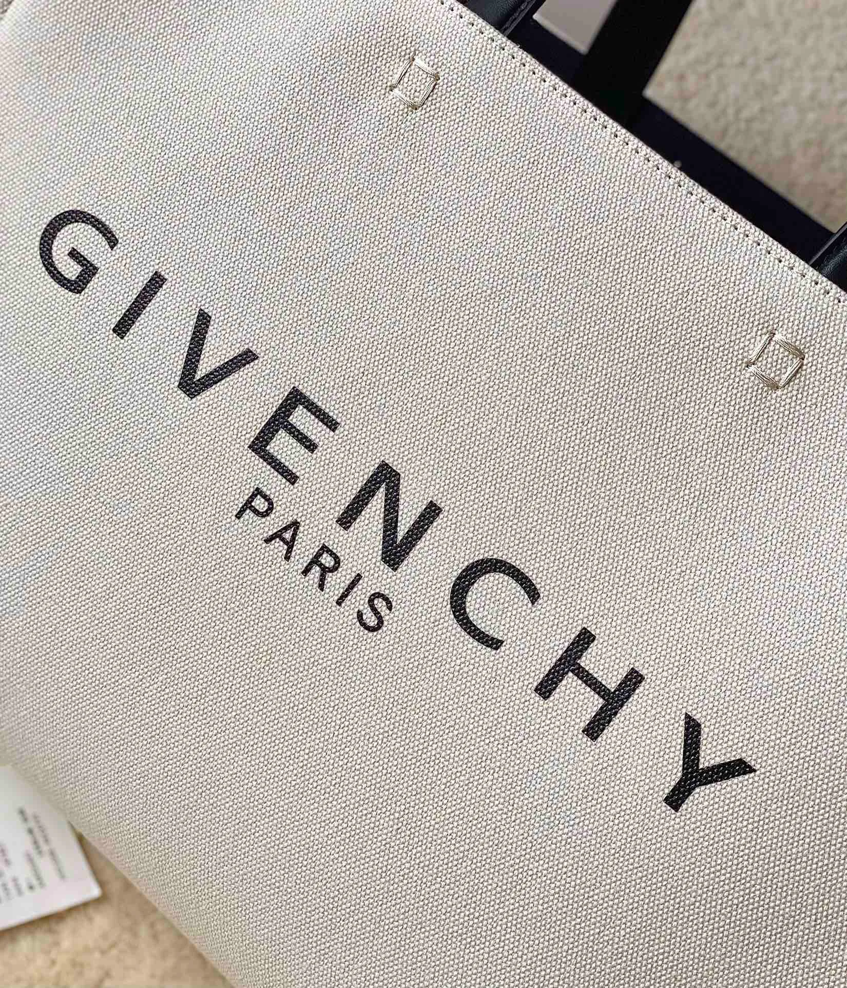 Women's Classic Handbags GIVENCHY 18452598