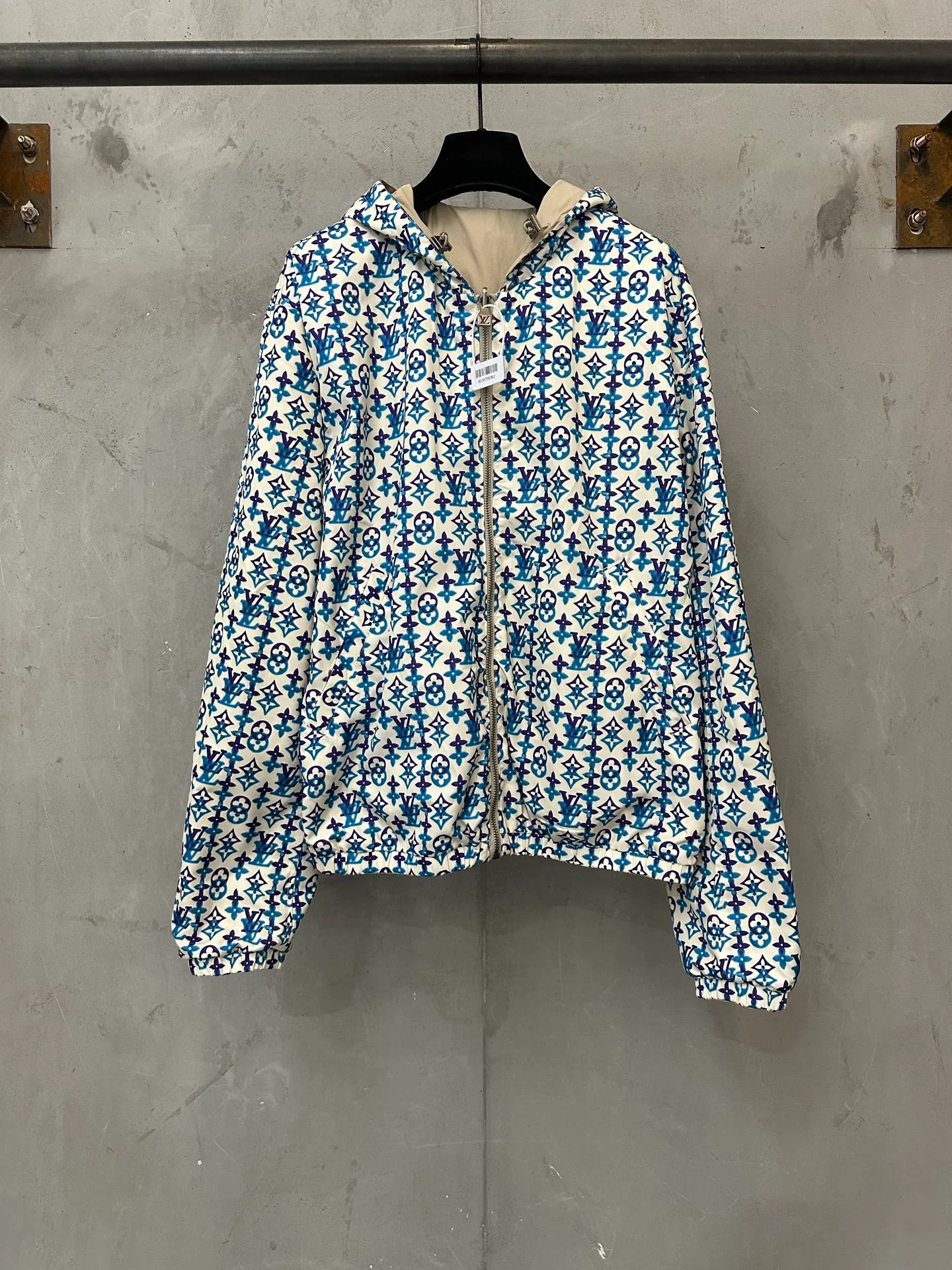 Men's Jackets And Down Jackets LOUIS VUITTON 18179305