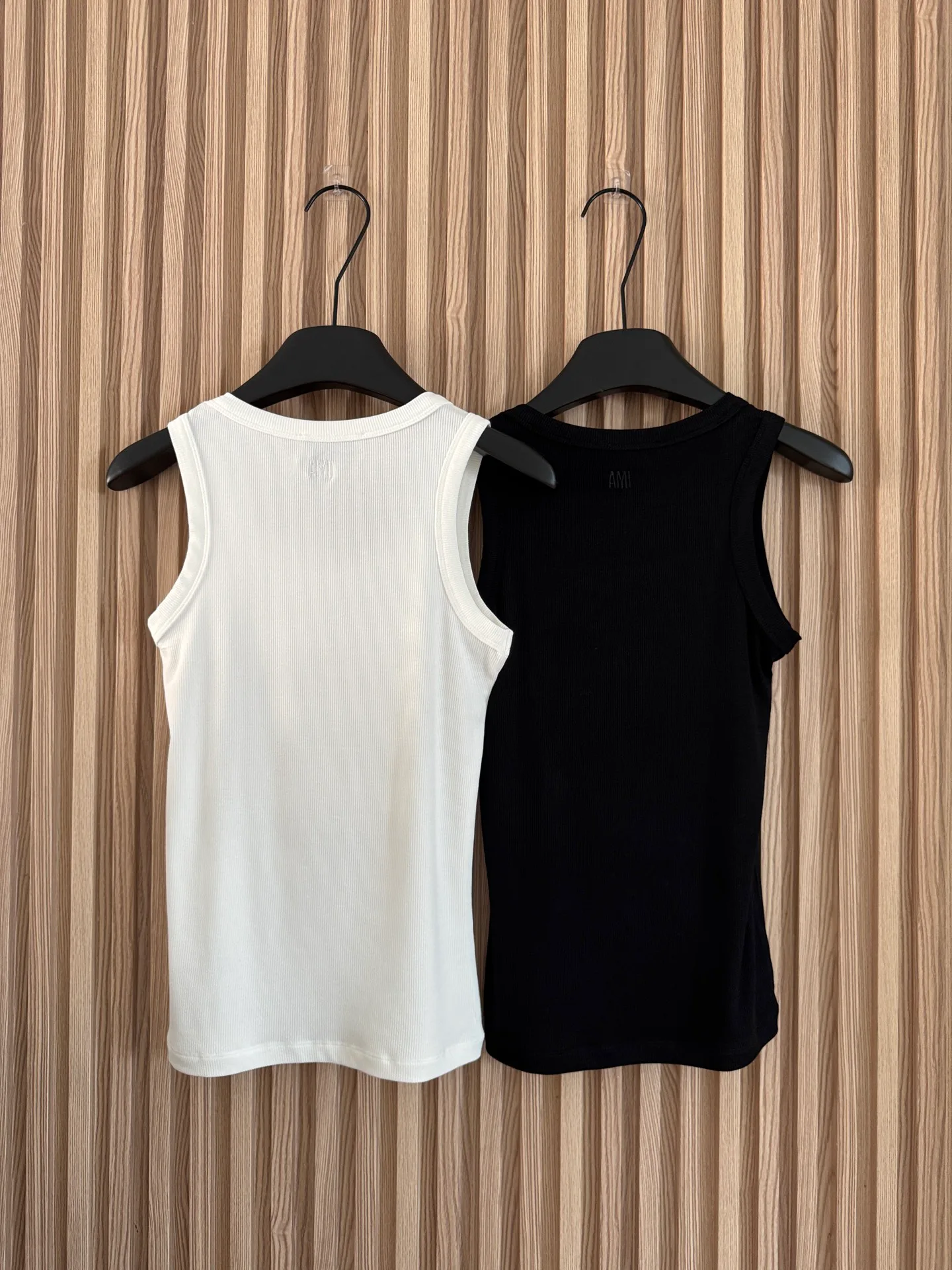 Women's Tops AMI PARIS 17954561