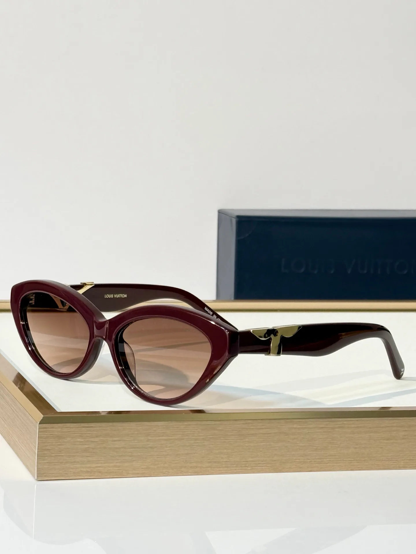 Glasses LOUIS VUITTON 18117698