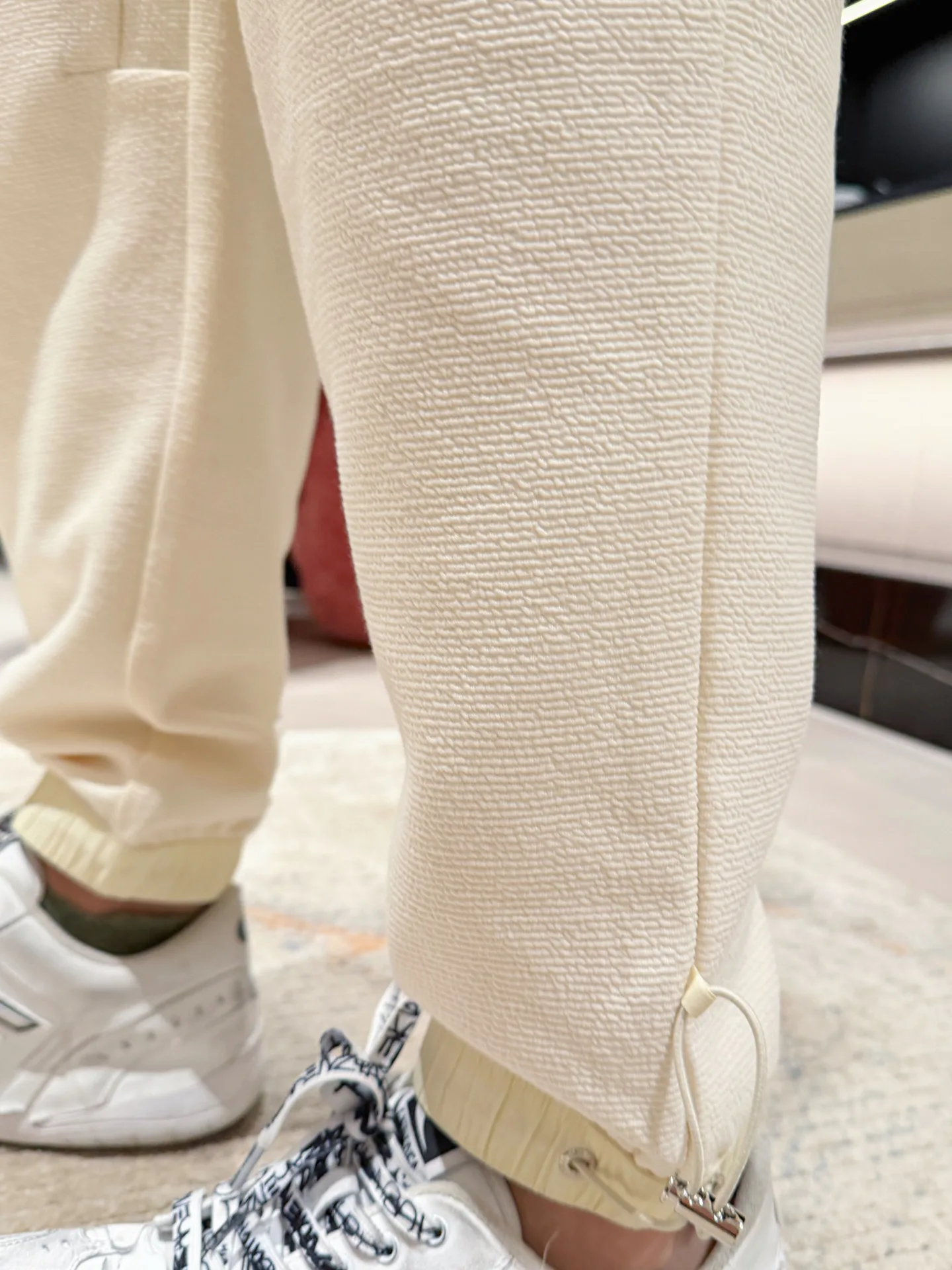 Men's Trousers MONCLER 18499669