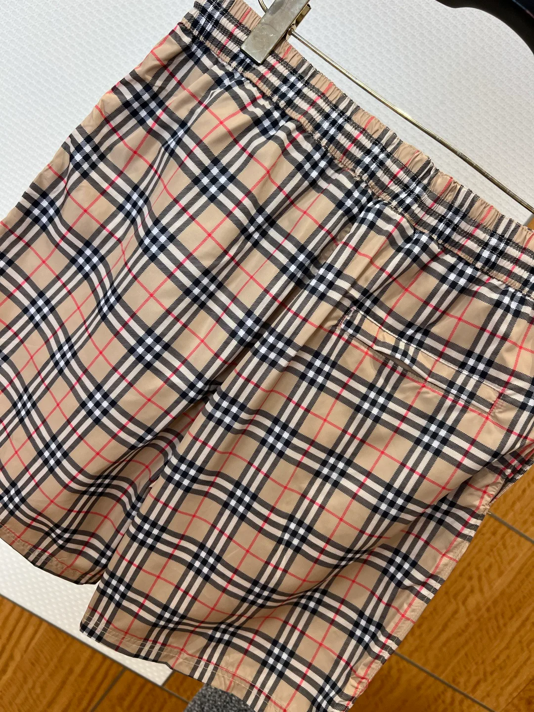 Men's Shorts BURBERRY 17303436
