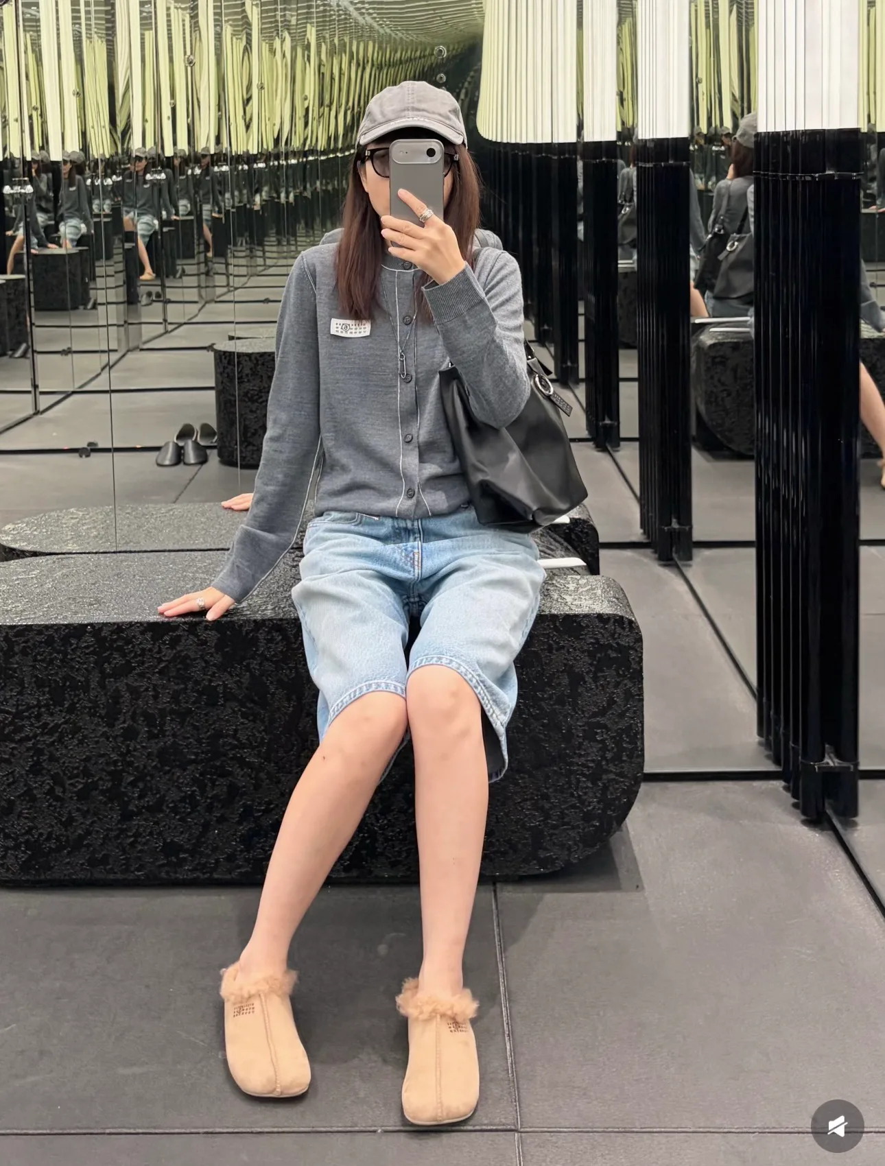 Women's Jumpers And Sweaters MAISON MARGIELA 18113617