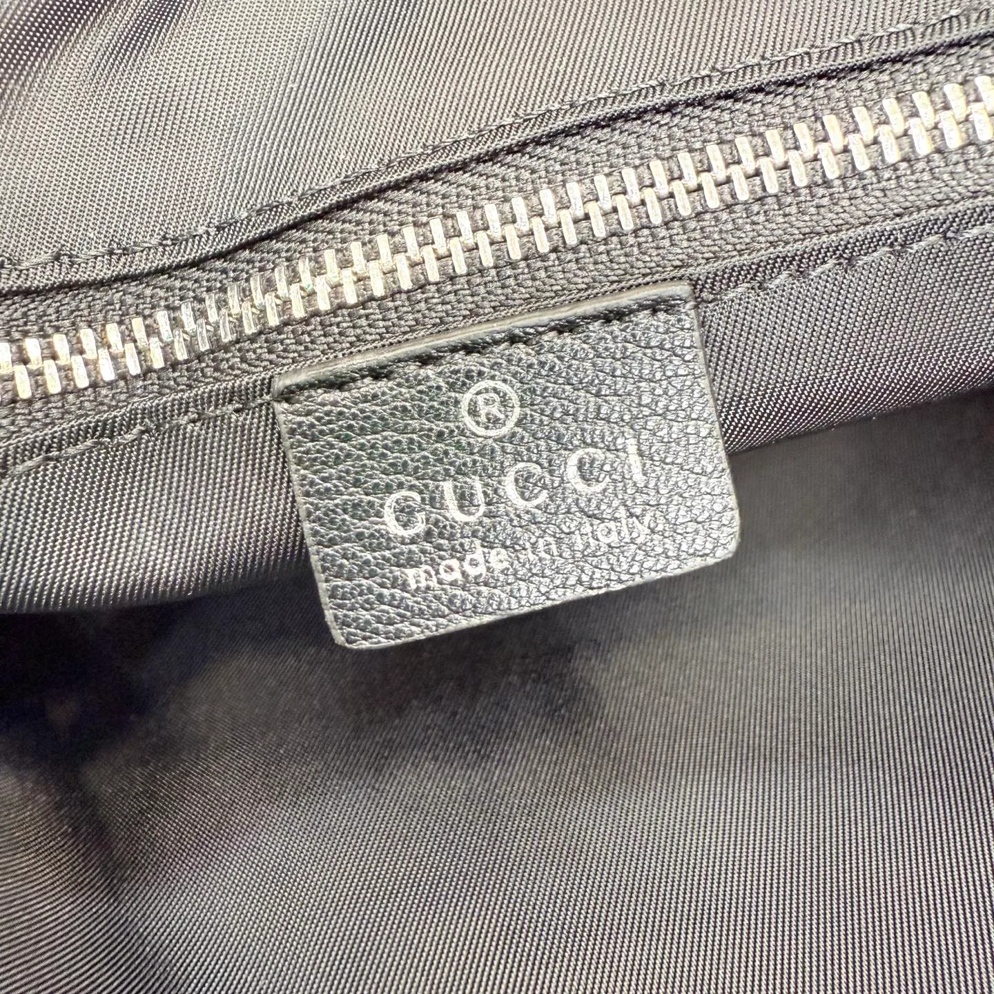 Women's Shoulder Bags GUCCI 17947866