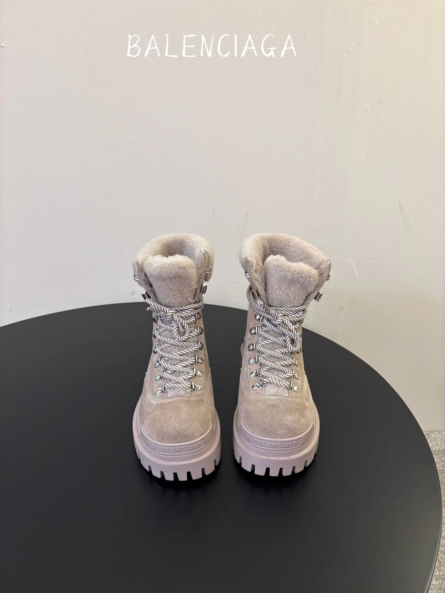 Ботинки Женские Balenciaga 18590346