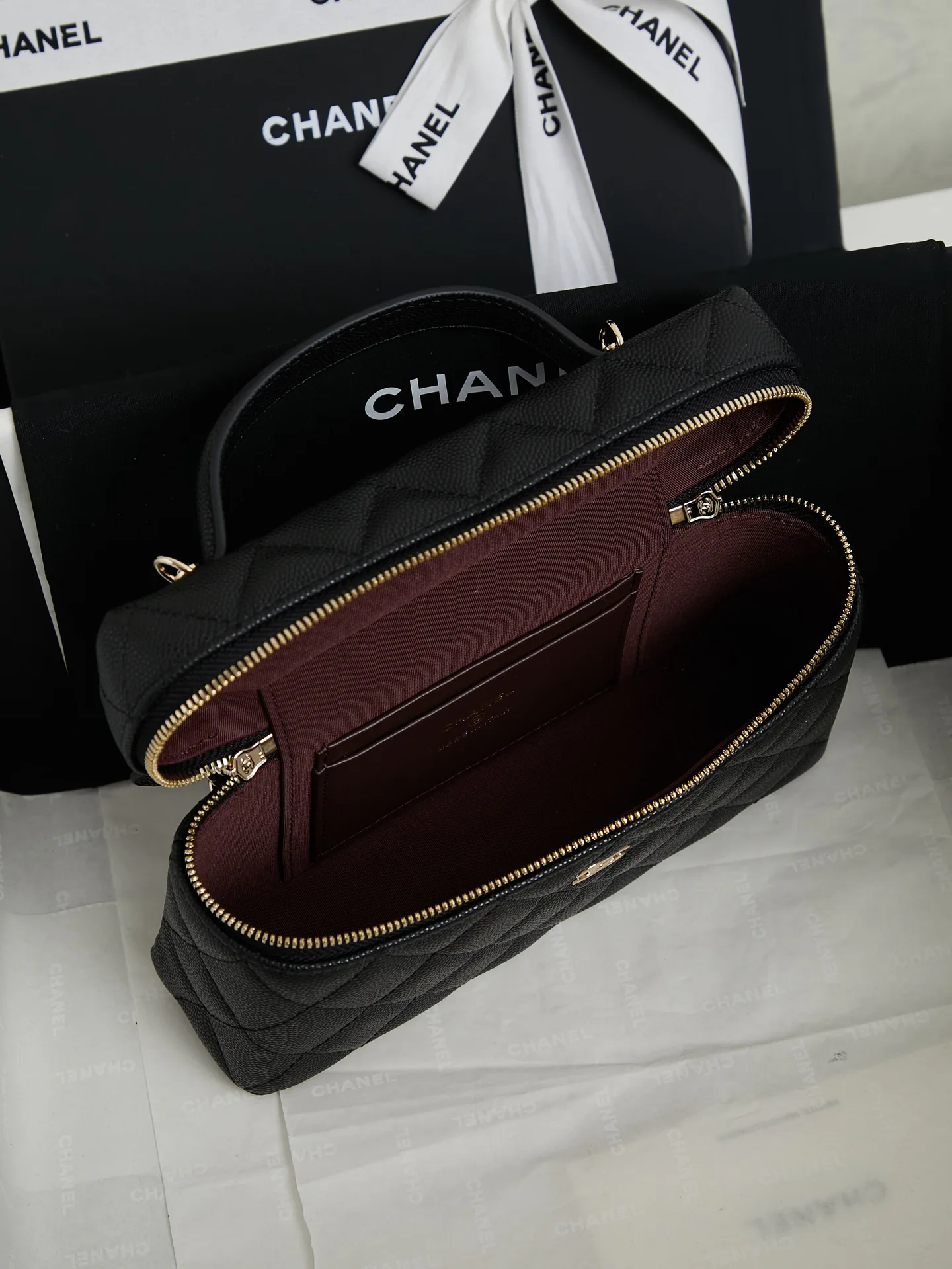Women's Classic Handbags CHANEL 18526042