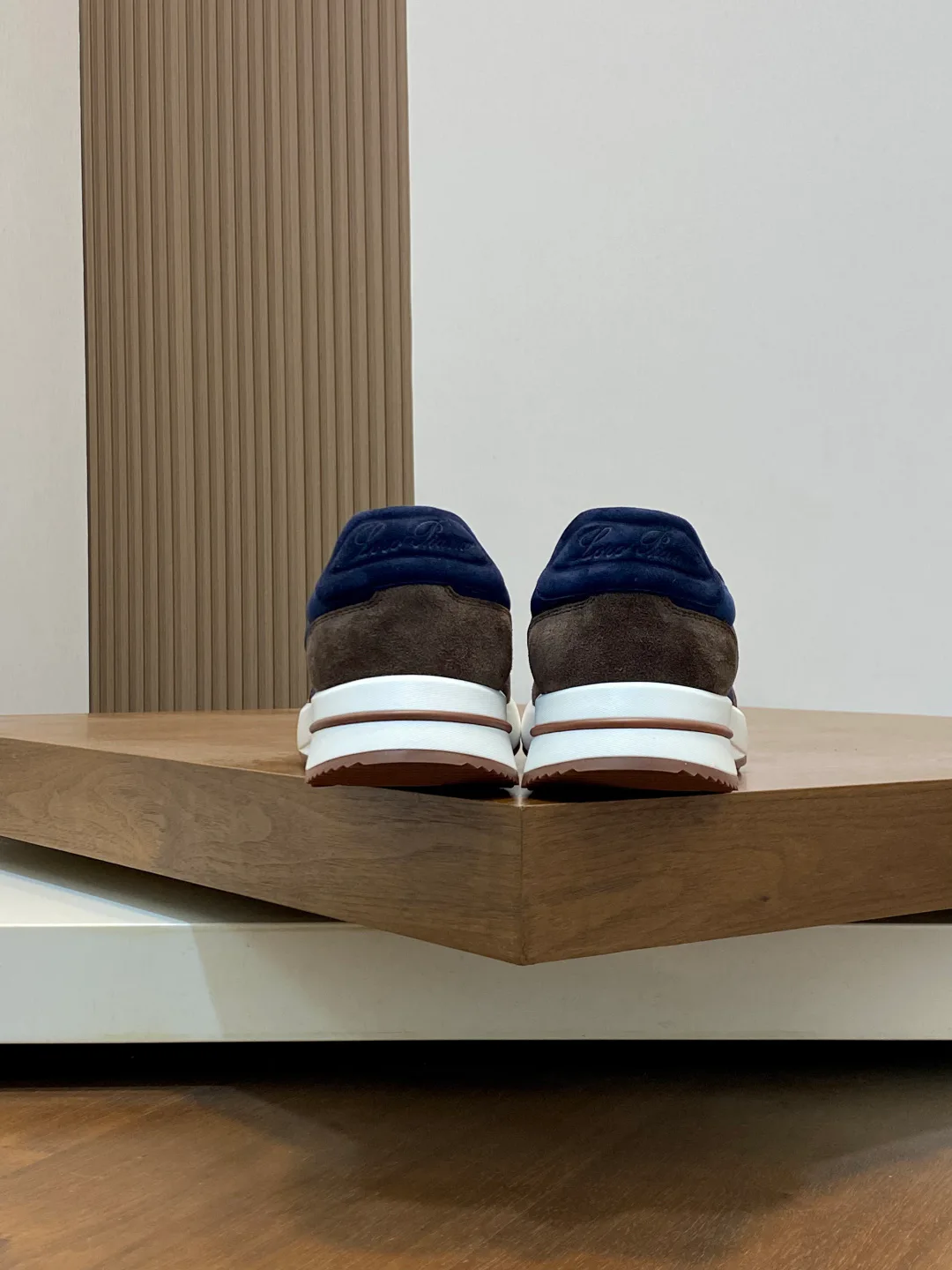 Men's Sneakers LORO PIANA 17942769