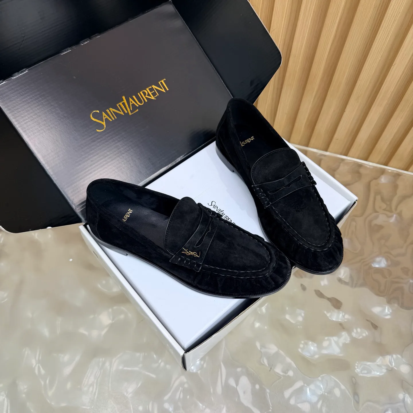 Women's Loafers And Moccasins SAINT LAURENT 17981707