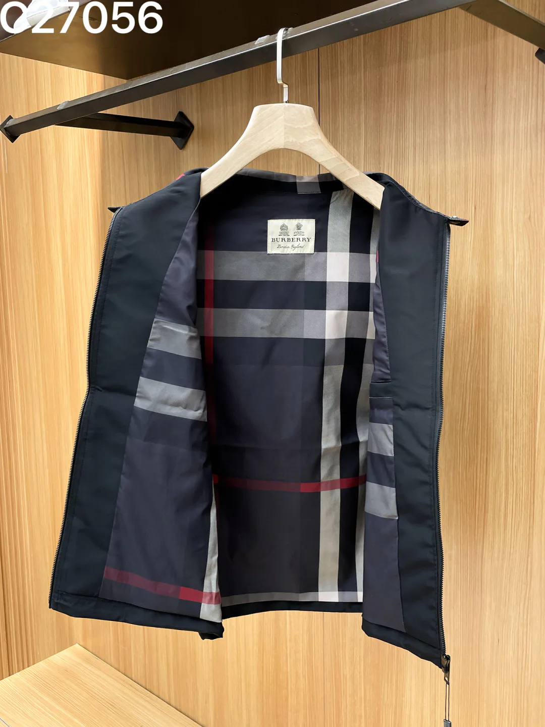 Men's Vests BURBERRY 18215628