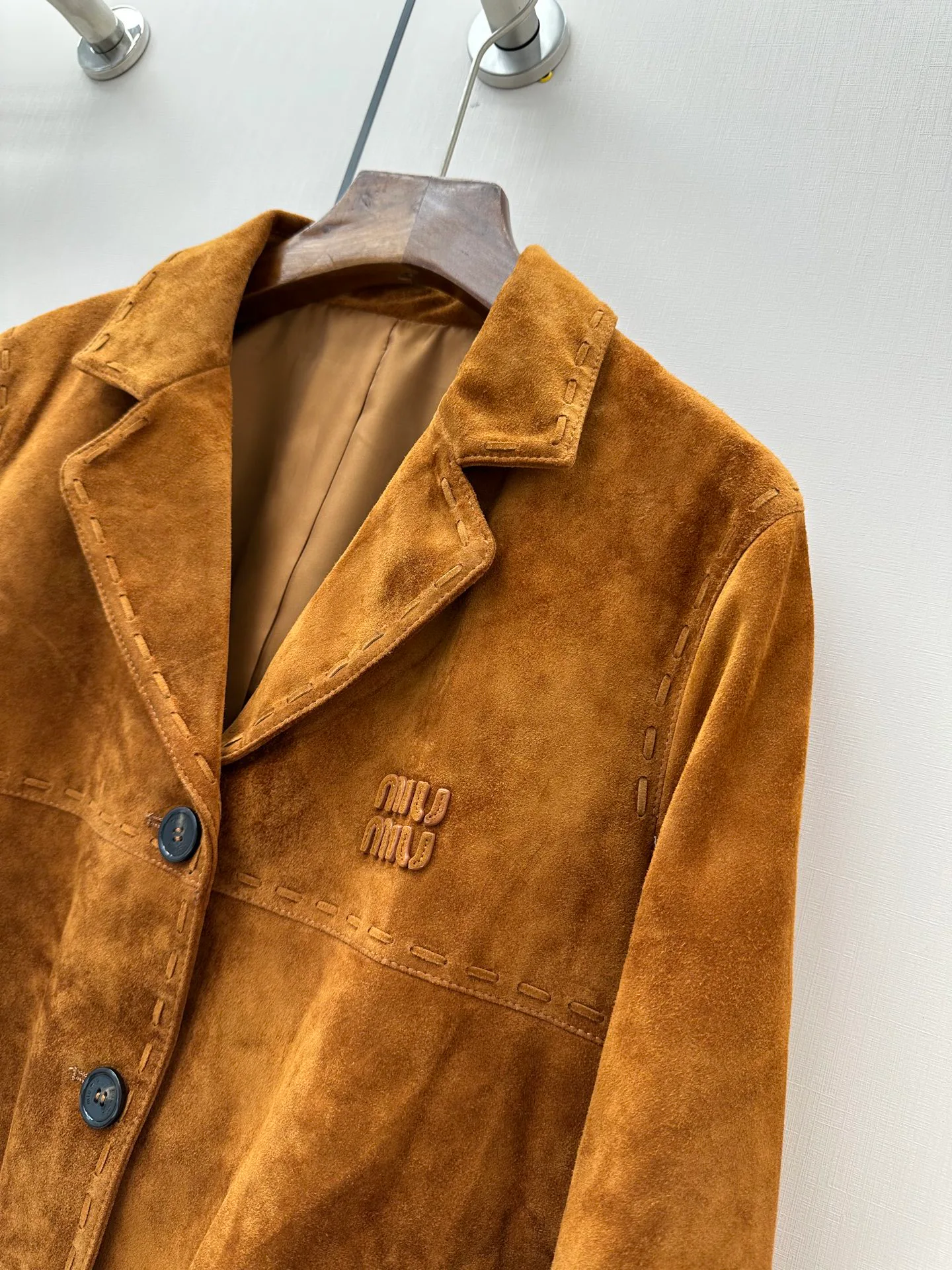 Women's Leather Jackets And Sheepskin Coats MIU MIU 18173084