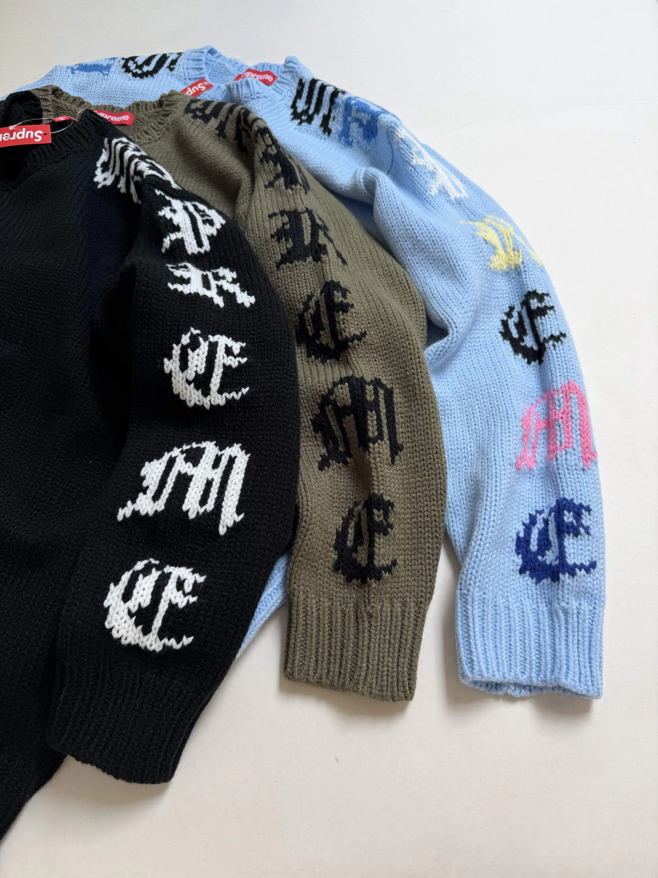 Men's Jumpers And Sweaters SUPREME 18068889